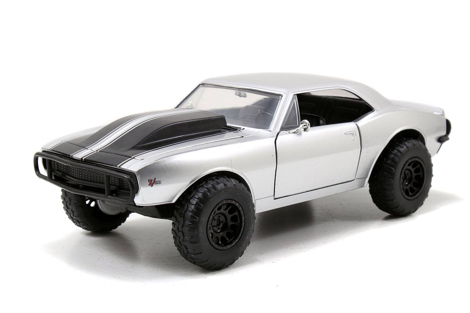Angle. Jada - Roman's Chevrolet Camaro Z/28 Silver "Fast & Furious 7" Movie 1/24 Diecast Model Car by Jada - Silver.