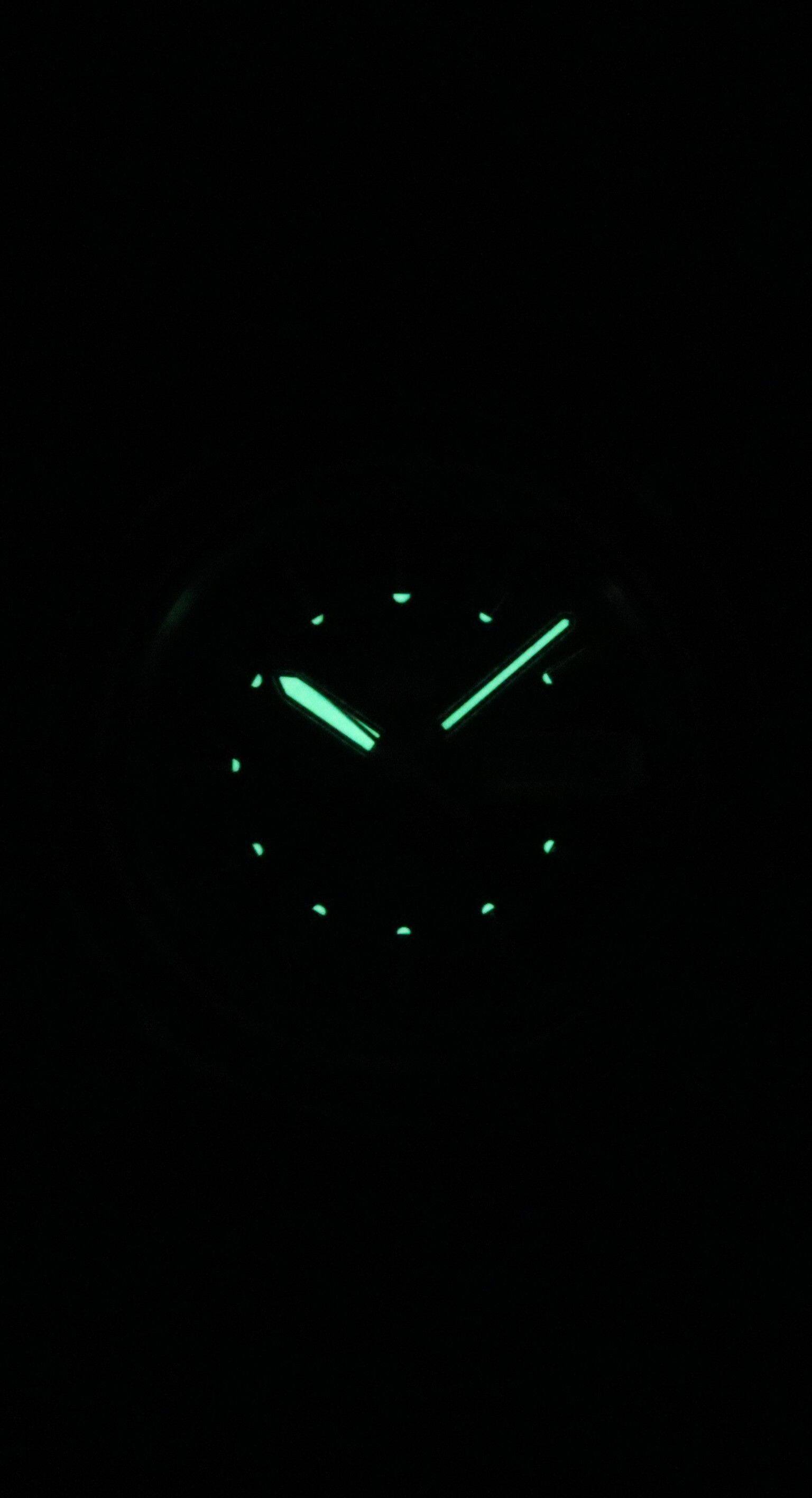 Angle. Seiko - Seiko 5 Automatic SNKE51J1 Mens Watch 21 Jewels Japan Made Stainless Steel Blue Dial Day/Date Display 30M - Silver/Blue.