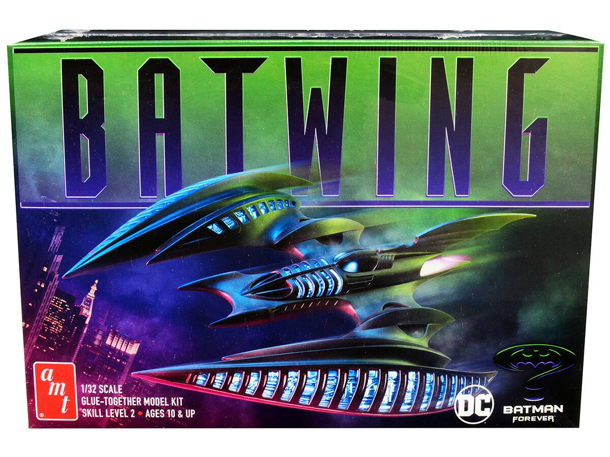 Skill 2 Model Kit Batwing "Batman Forever" (1995) Movie 1/32 Scale Model by AMT - Multi