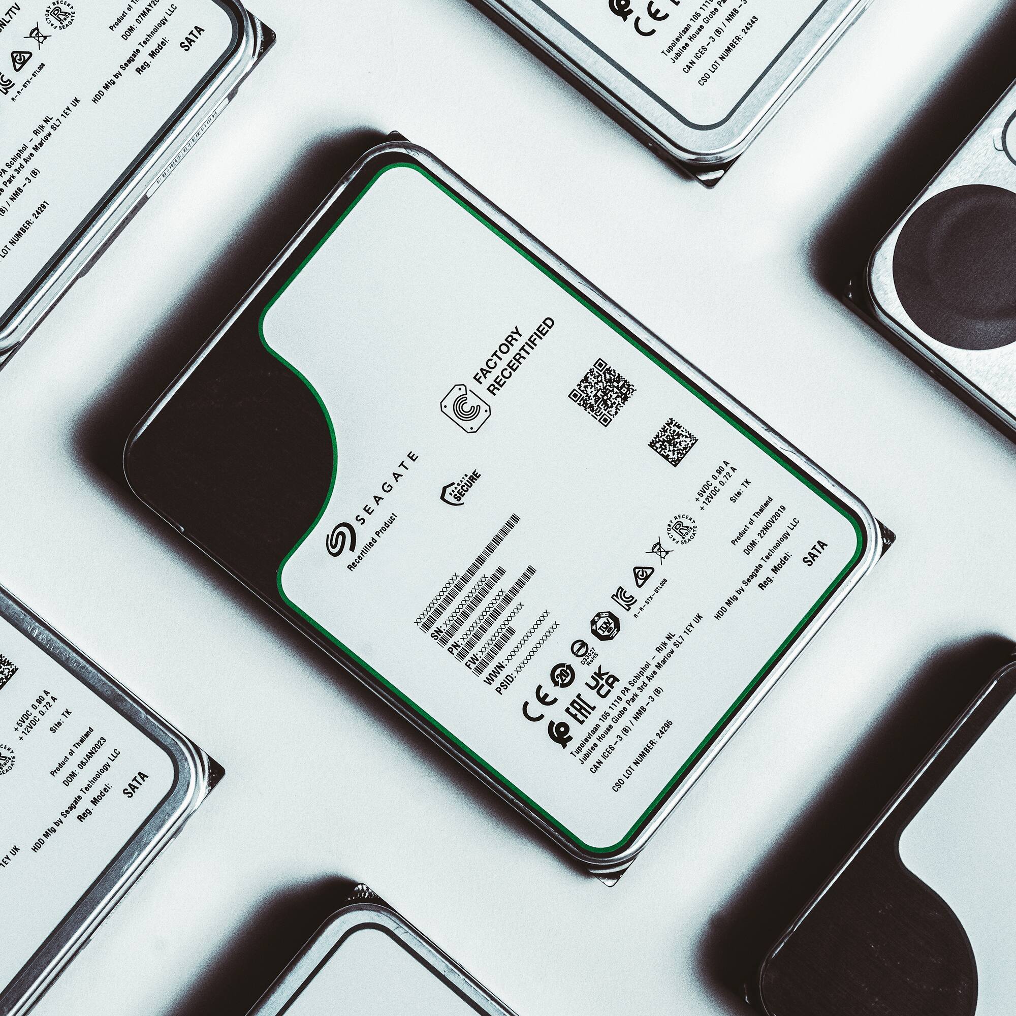 SIMAT me ALTTV Produti# DOM Tashnology CAXO Modet: SATA Seapan Pig E  HSO I T6TUE 5 a 161  B. Mothin_totrinscribe Seliphal    Park  I E LEEVS NUME: 40T + un 1   CE 100 RES I I E 24243 Tuplata E CEE ? NUMBER CAN LST CSO YHS - SIA TE  I I -. EZGENHI9S L Product Technolagy NOO SATA Seagate Model E Reg Mig DE NGC  TEN FACTORY -  B.IEA SECURE - - SEAGATE Product + NS  I 22018 L = Prodect Tachnotogy Recertied a DOM SATA = Saagain Model ! E Beg I | DE BH MN NS a TET PN I | WWN PSI0:XXxXXXXXXXXXXXX OZ  Sehighoi I  ETE PSID: z - BULL u 7 EAC 100 PENS NME  I E S Tapolas e CES NUMBER CEN 40T