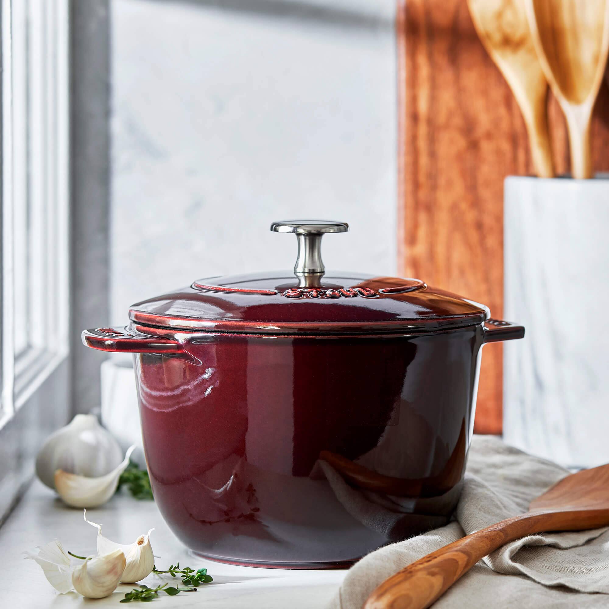 Alt View 1. Staub - Staub Cast Iron 1.5-qt Petite French Oven - Grenadine - Grenadine.