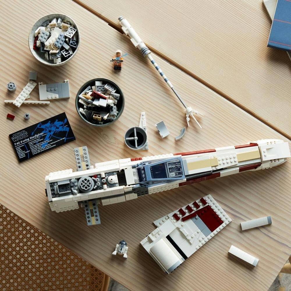 E OC 00 STAR WARS T-65 X-wing Starfighter