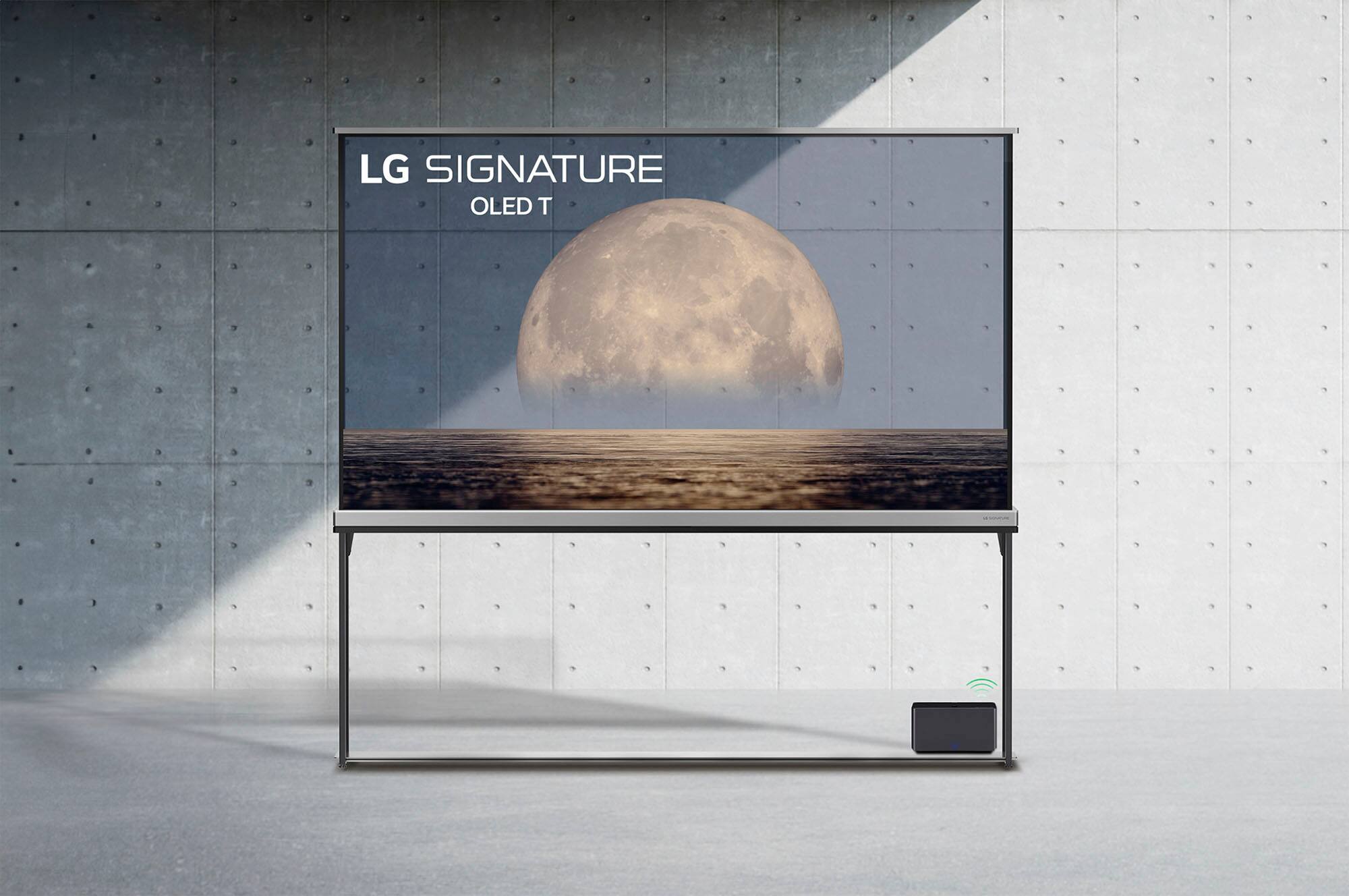 LG - SIGNATURE 77" Class OLED T Transparent 4K UHD Smart webOS TV with True Wireless Video & Audio Transfer (2024)