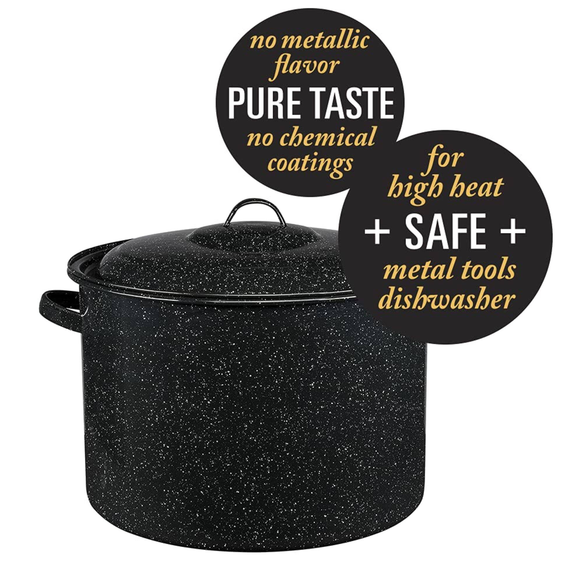 no metallic flavor  
PURE TASTE  
no chemical coatings  
for high heat  
+ SAFE +  
metal tools  
dishwasher