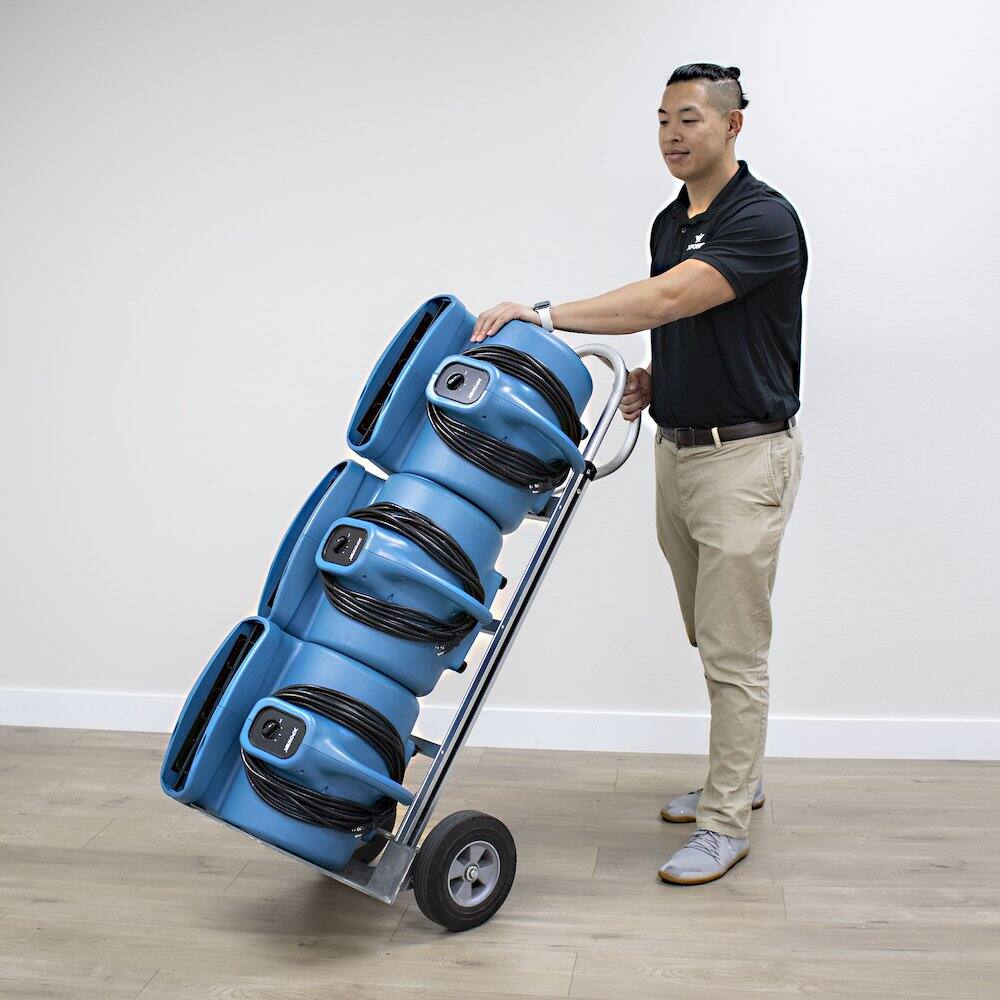 Alt View 5. XPOWER - 1/3 HP 2400 CFM 3 Speed, Carpet Dryer, Blower with Built-in GFCI Power Outlets - Blue.