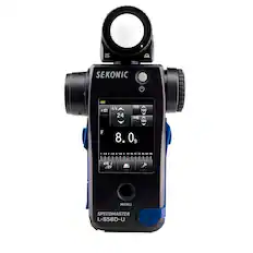 SEKONIC
1.. M 1/s 5 24 TSO 100 Buy 180 F 8.0 9 1 1.4 2 2.8 4 5.6 8 11 16 22 32 45 64 38 AVE / 4EV MENU SPEEDMASTER L-858D-U