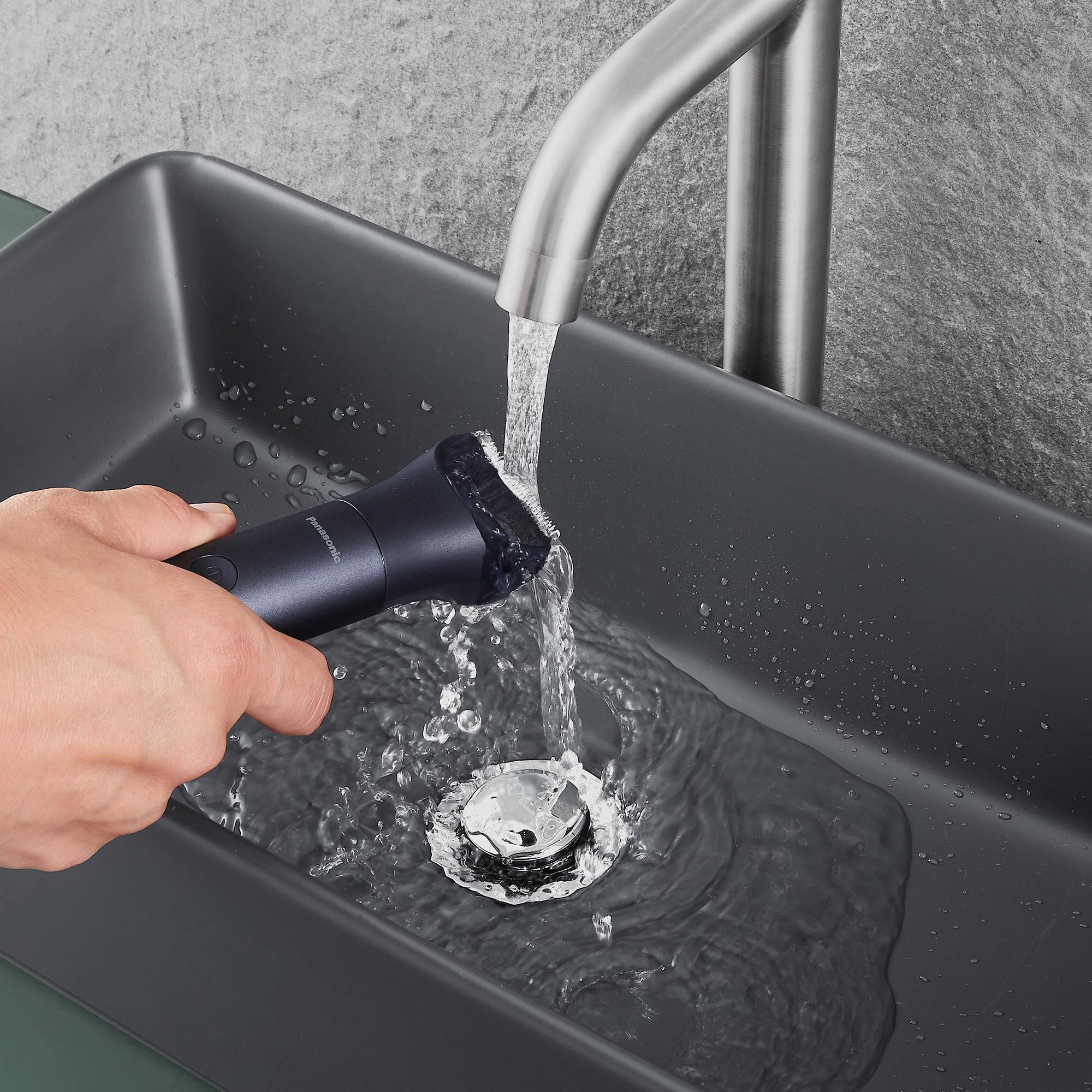 Alt View 4. Panasonic - MultiShape Clipper Kit - Black.