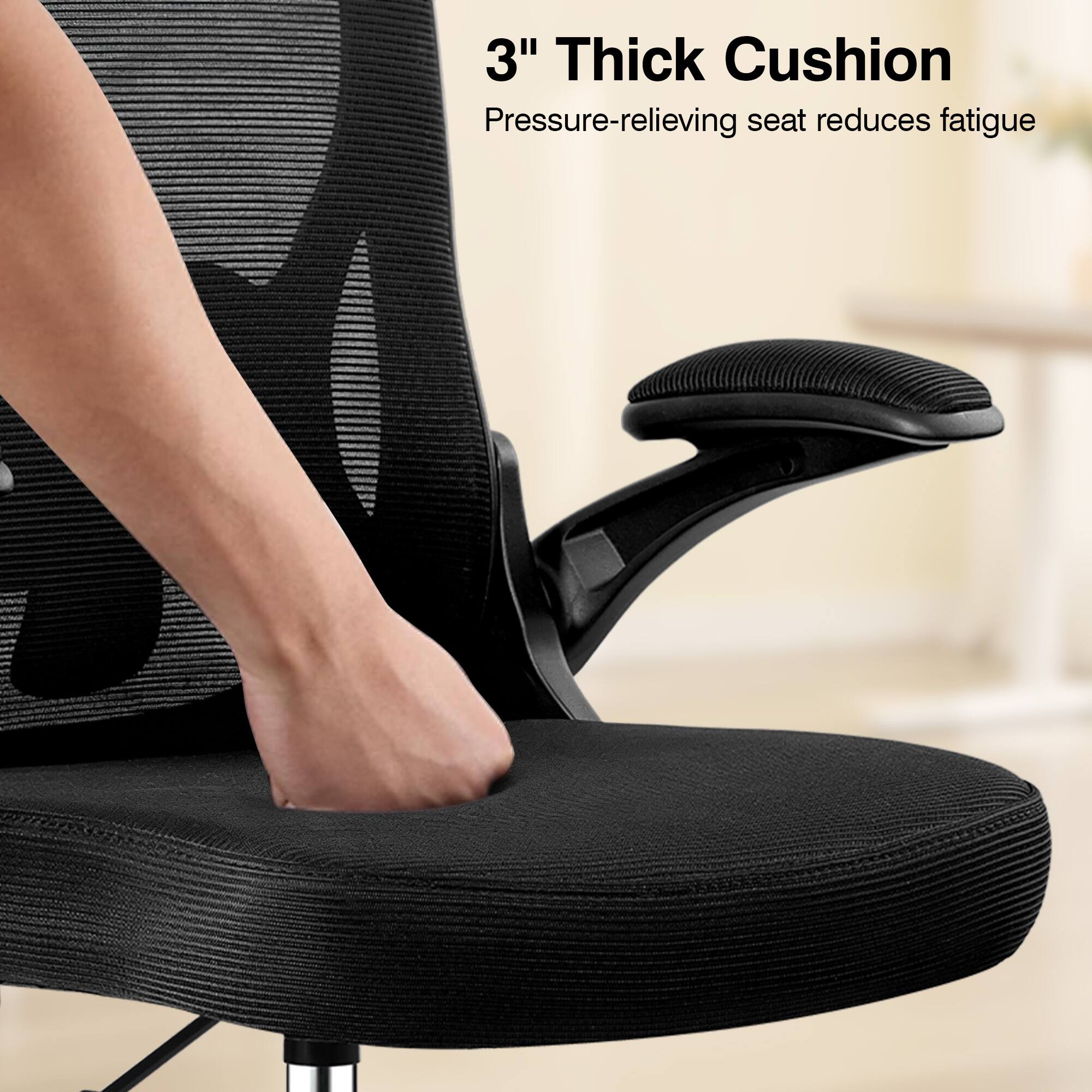 3" Thick Cushion  
Pressure-relieving seat reduces fatigue