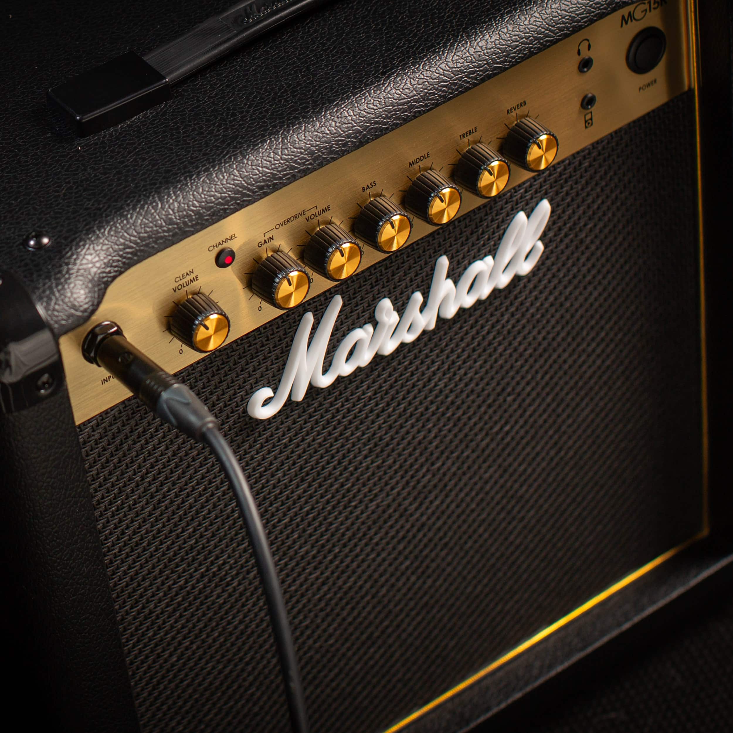 Marshall - MG15GR 15W Combo Guitar Amp with Reverb and 3-ban