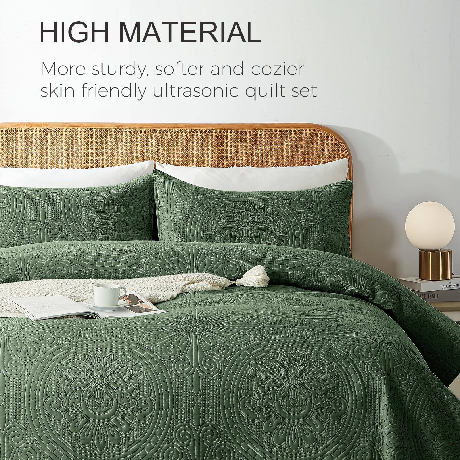 HIGH MATERIAL

More sturdy, softer and cozier skin friendly ultrasonic quilt set