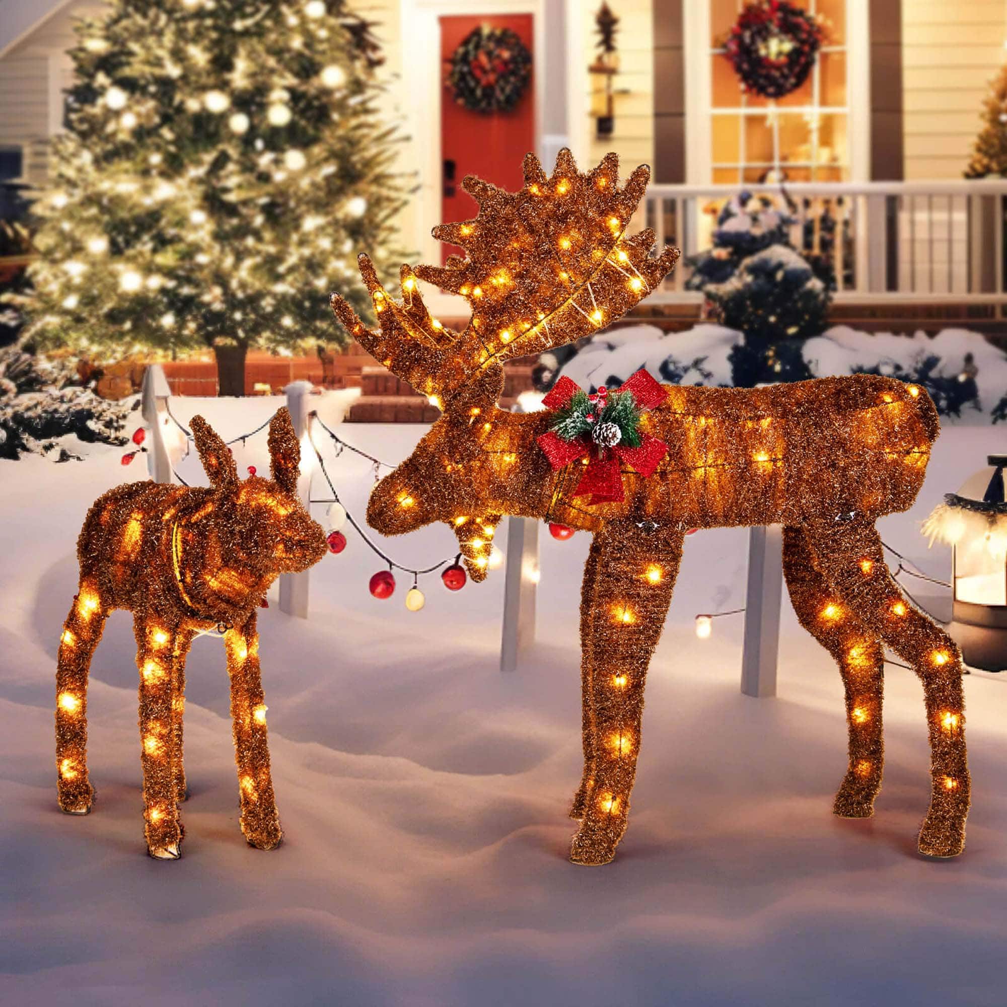 Costway - 2 PCS Lighted Moose Family Light-up Xmas Deer Decorations with 170 LED Lights Advent Calendar - Brown