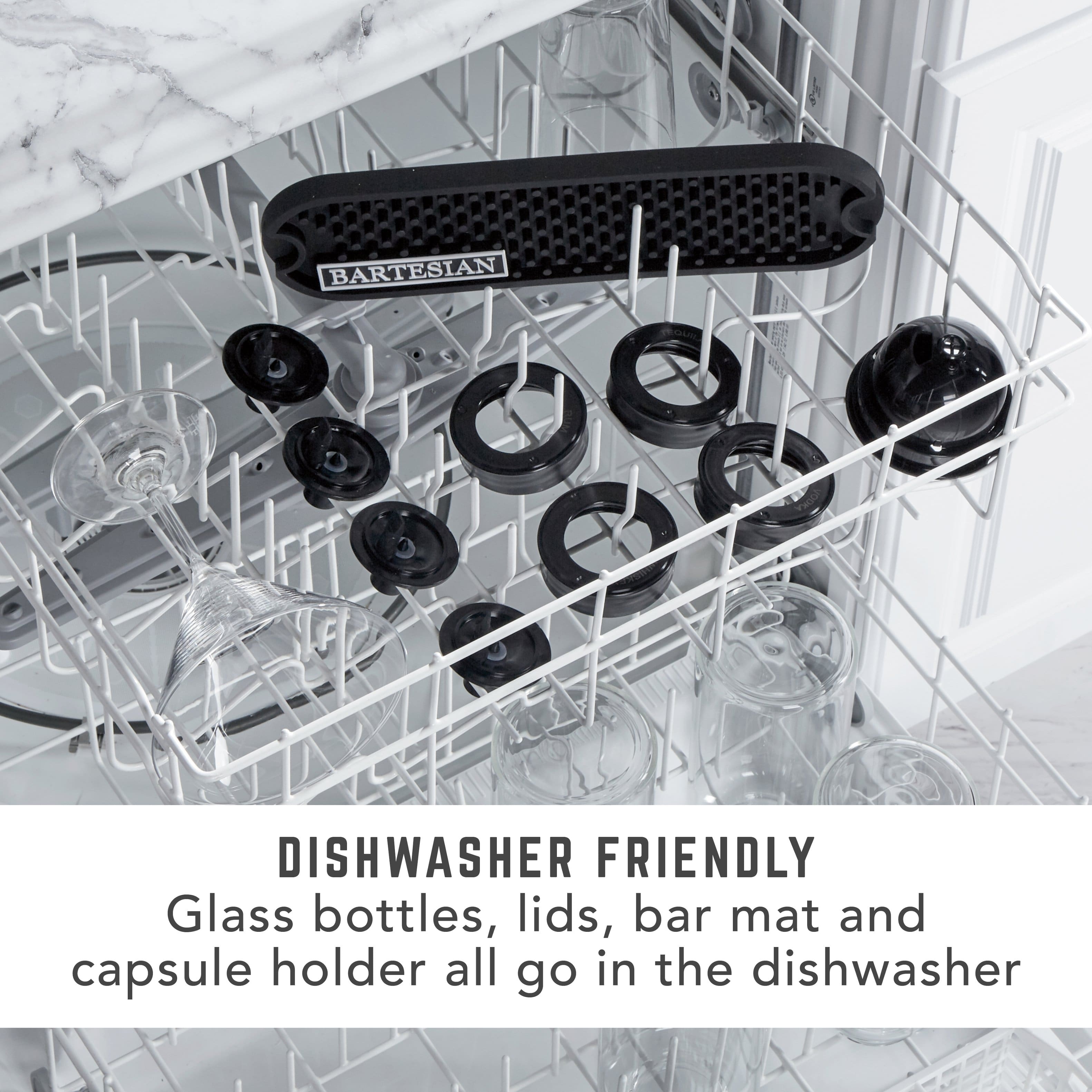 DISHWASHER FRIENDLY
Glass bottles, lids, bar mat and capsule holder all go in the dishwasher