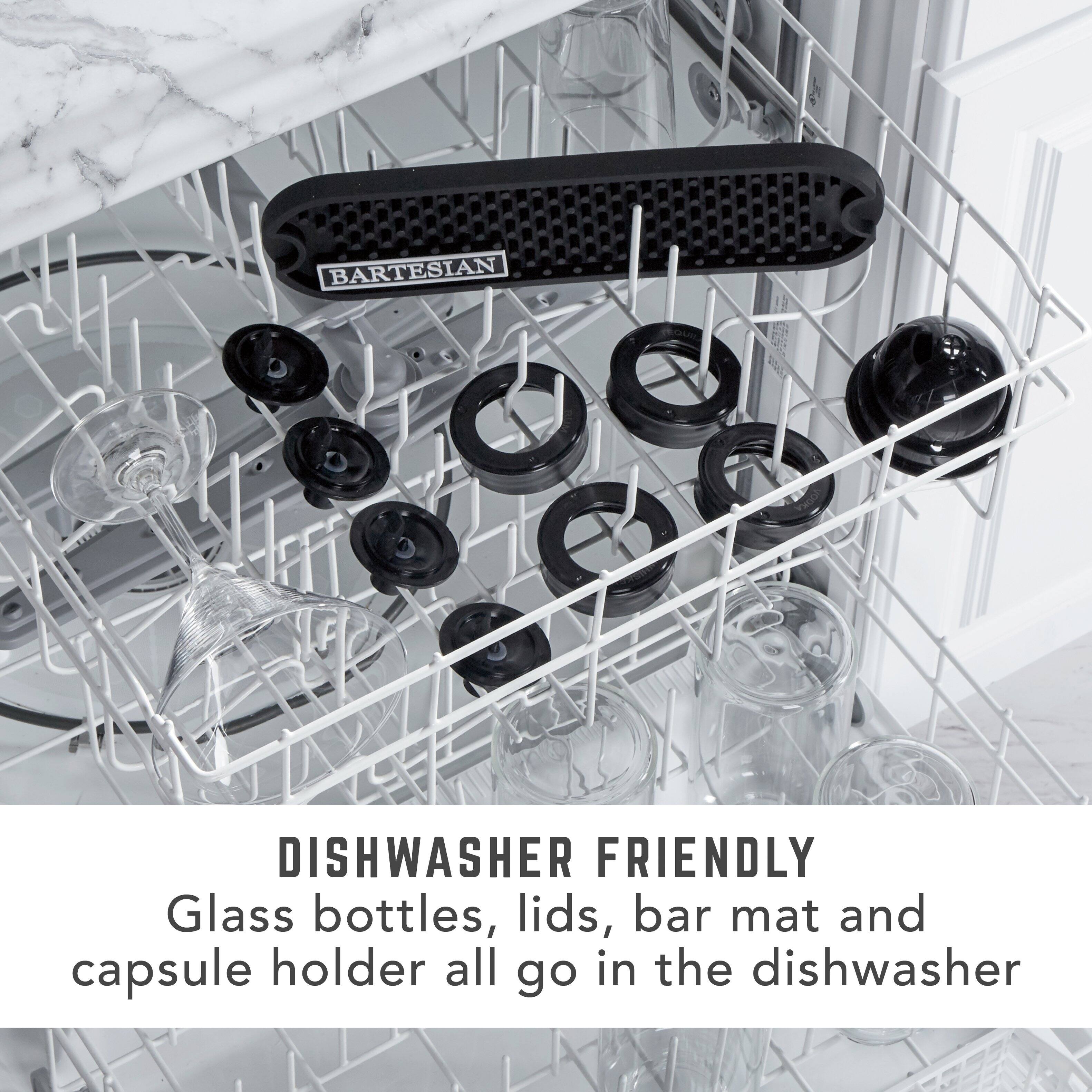 DISHWASHER FRIENDLY  
Glass bottles, lids, bar mat and capsule holder all go in the dishwasher
