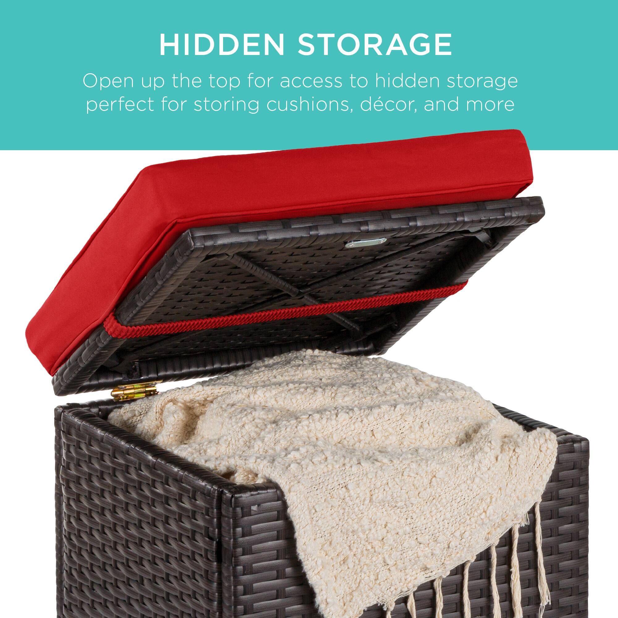 HIDDEN STORAGE  
Open up the top for access to hidden storage  
perfect for storing cushions, décor, and more
