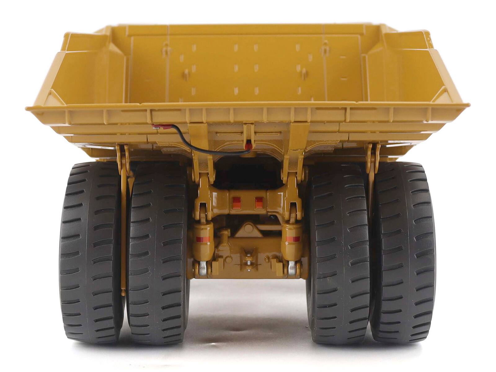 Alt View 7. Diecast Masters - CAT Caterpillar 789 Mining Truck Yellow "High Line" Series 1/50 Diecast Model by Diecast Masters.