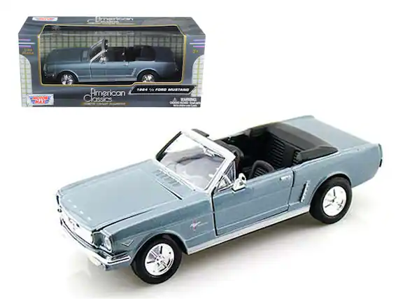 American Classics
1:24 SCALE
3+
MOTOR MAX
1964 ½ FORD MUSTANG
WARNING: CHOKING HAZARD - Small parts. Not for children under 3 years.