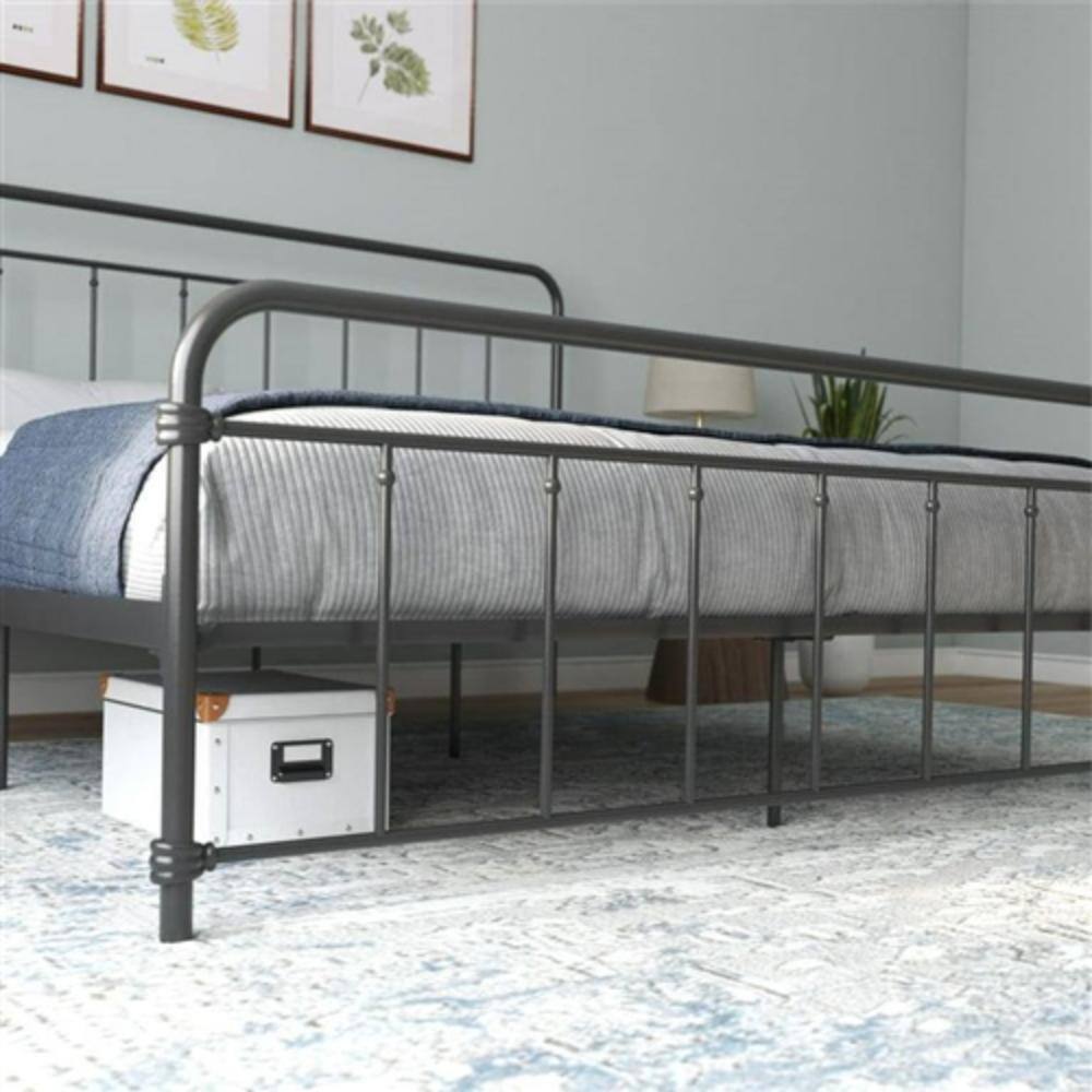 Left. Hivvago - Hivvago King Size Vintage Metal Platform Bed Frame with Headboard and Footboard - Black.