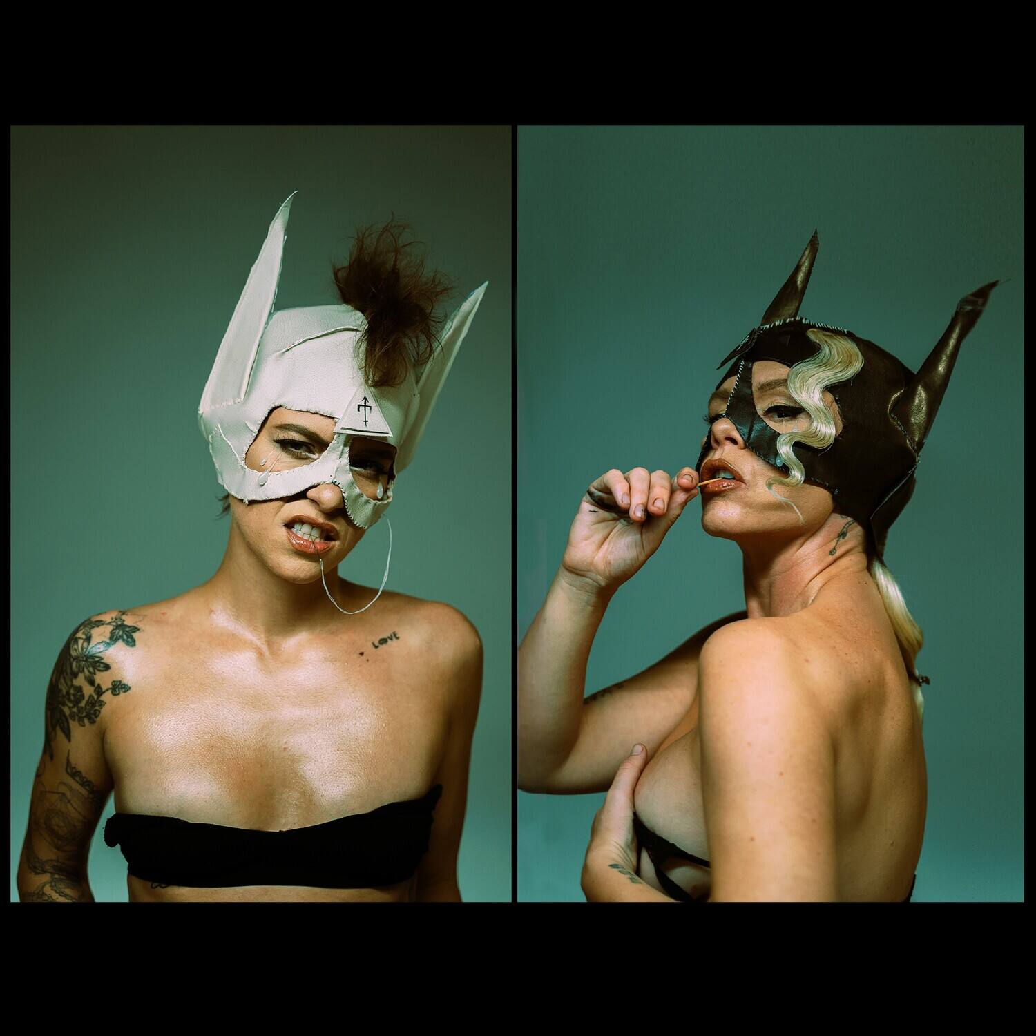 Front. Bones UK - Soft   - COMPACT DISCS.