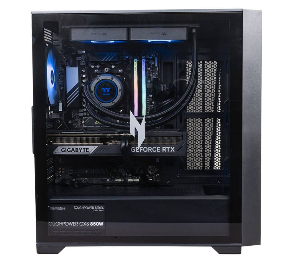 Acer Nitro 80 N80‑181‑UR11 Desktop Ryzen 7 9800X3D 32GB 2TB SSD