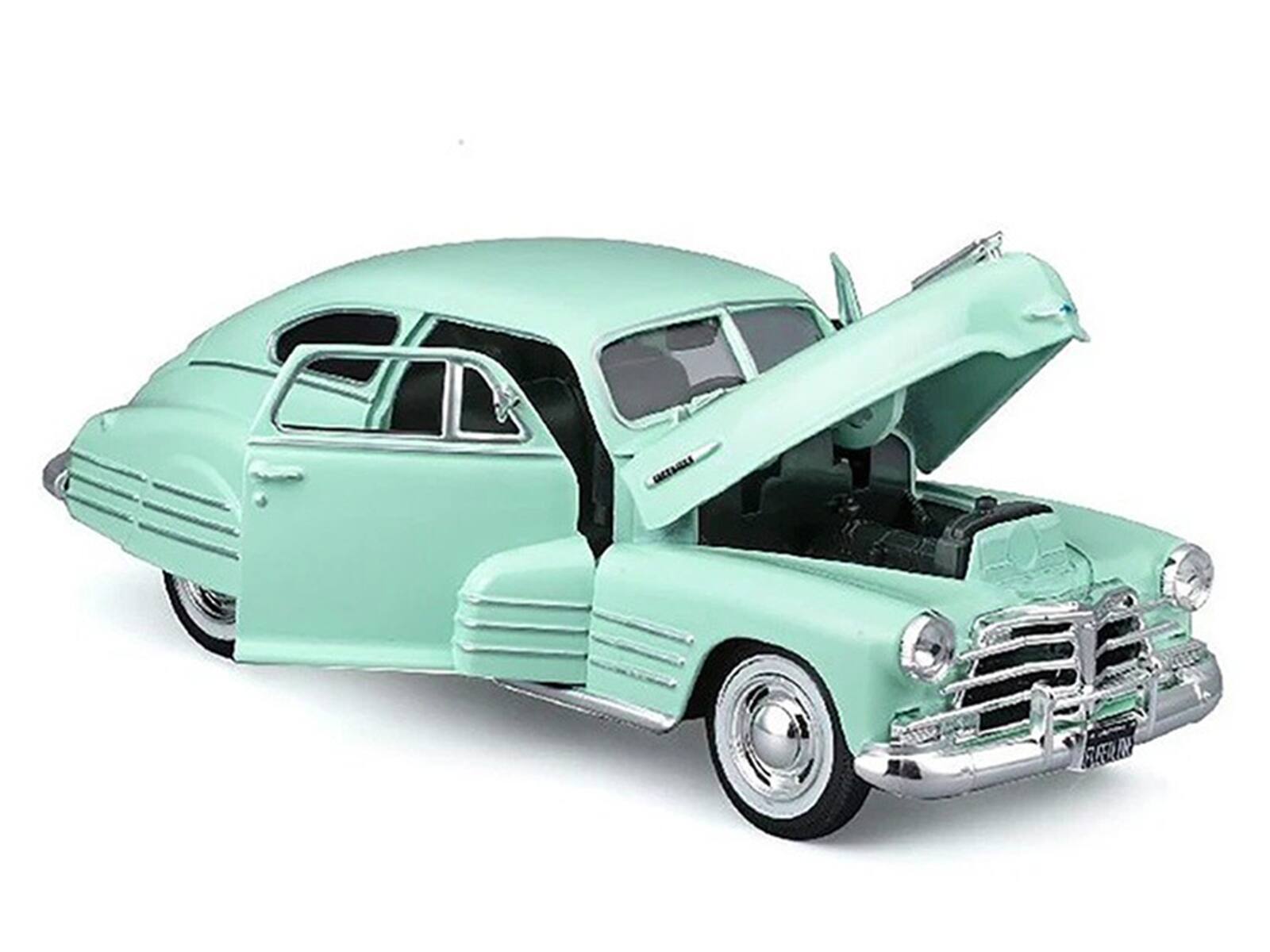 Alt View 2. Maisto - 1948 Chevrolet Fleetline Aerosedan Light Green "Special Edition" 1/25 Scale Diecast Model Car by Maisto.