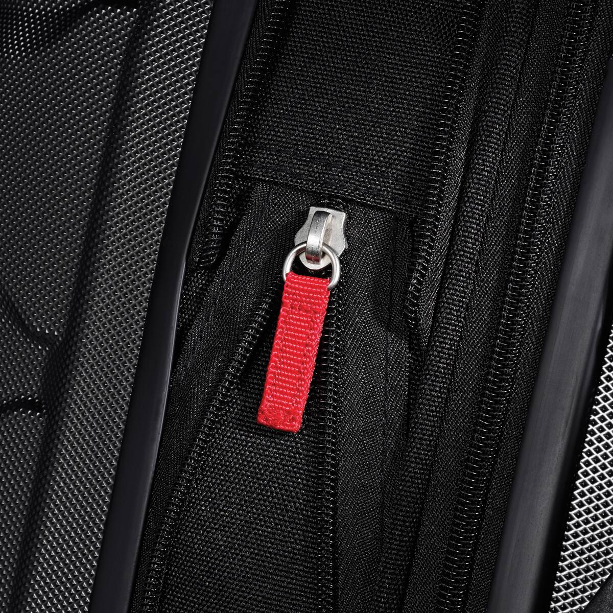 Alt View 1. Samsonite - Omni 3 Piece Hardside Luggage Nested Spinner Set 68311-1041 - Black.