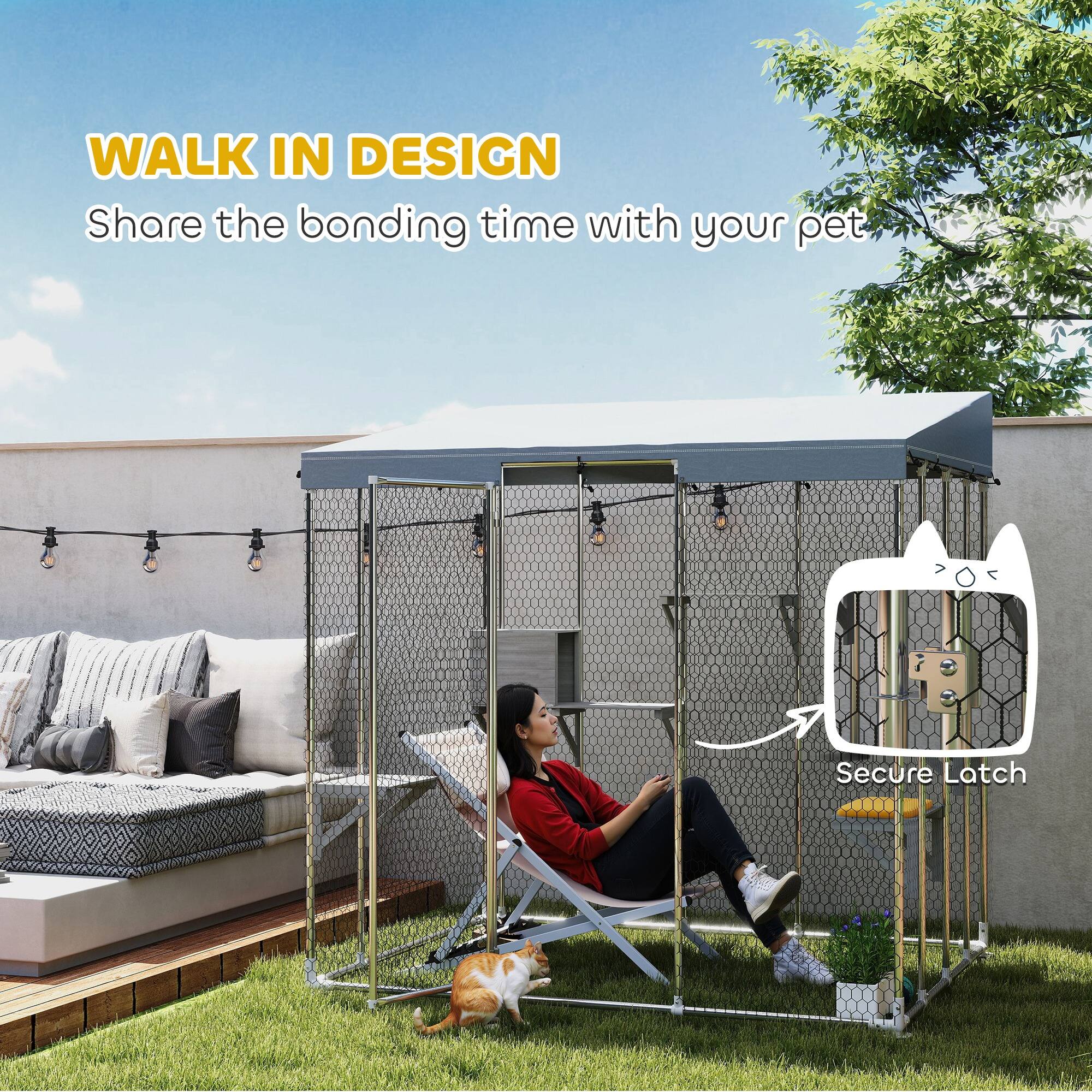 WALK IN DESIGN  
Share the bonding time with your pet  

Secure Latch