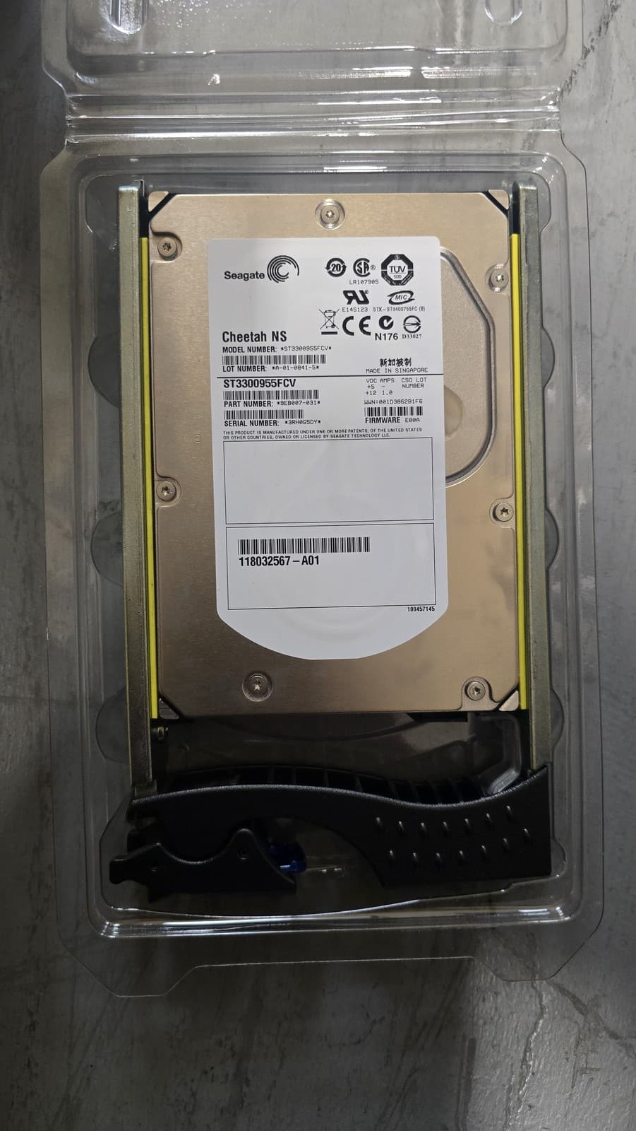 Dell - ST3300955FCV 300GB 10K Rpm 2/4GB FC Hard Drive With Caddy 9EB007-031
