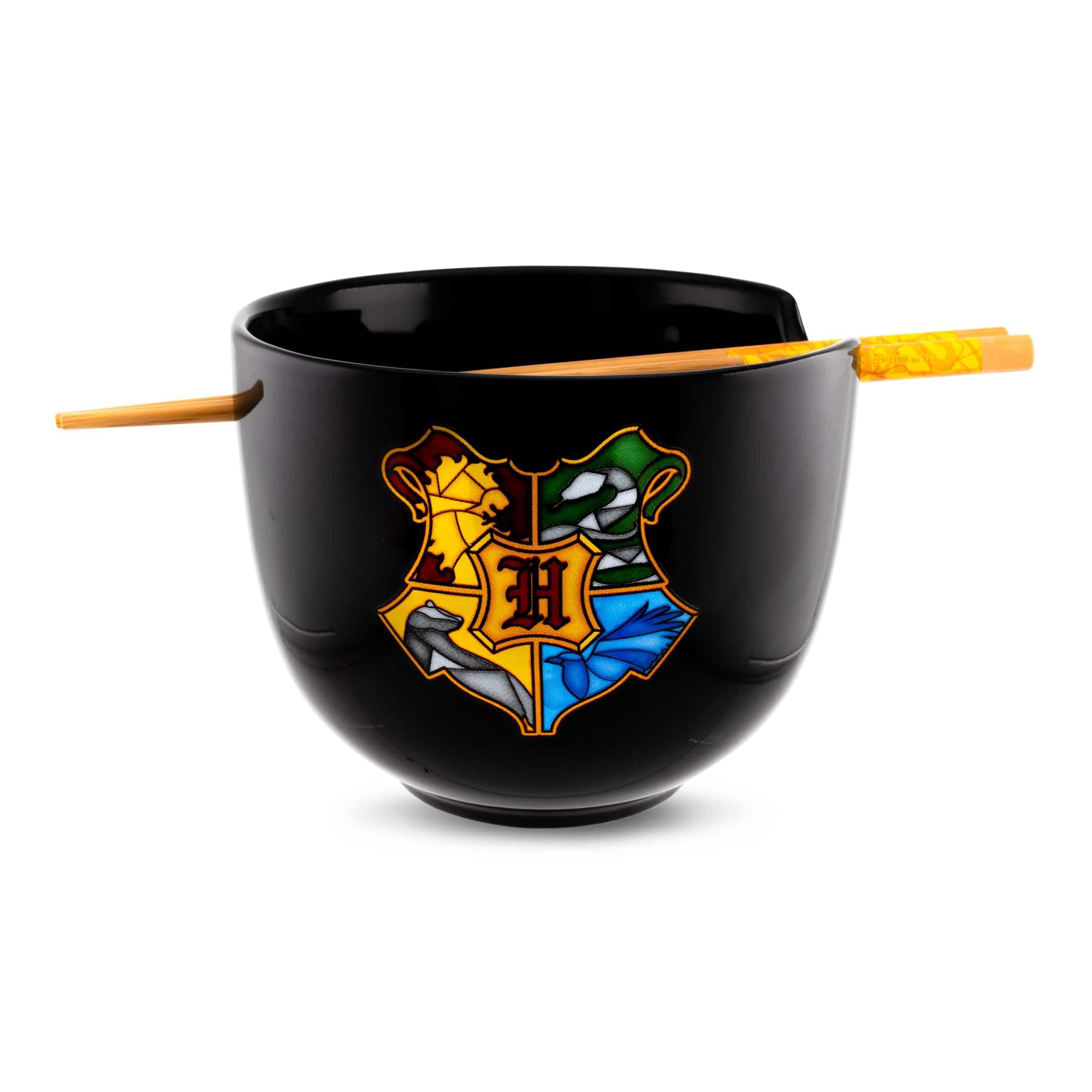 Front. Silver Buffalo - Harry Potter Hogwarts Crest 20-Ounce Ramen Bowl and Chopstick Set - Black.