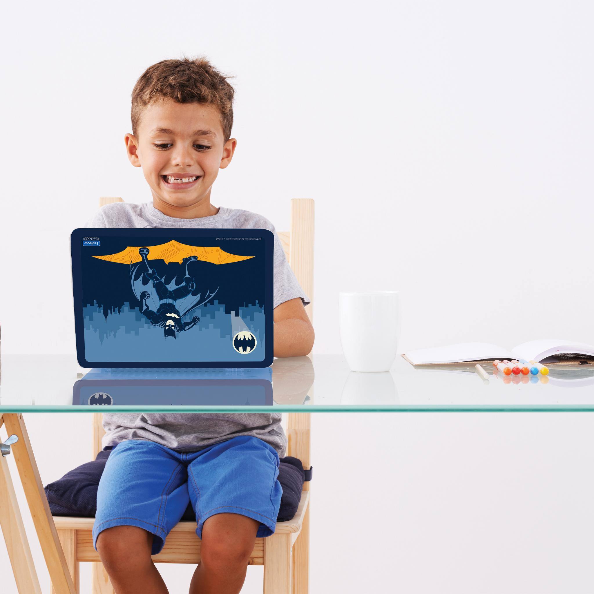 Alt View 10. Lexibook - Batman Bilingual Educational Laptop with 124 Activities.