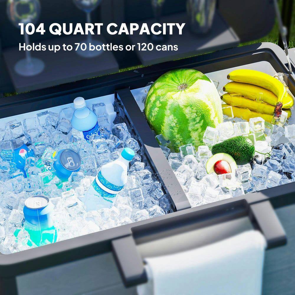 104 QUART CAPACITY  
Holds up to 70 bottles or 120 cans