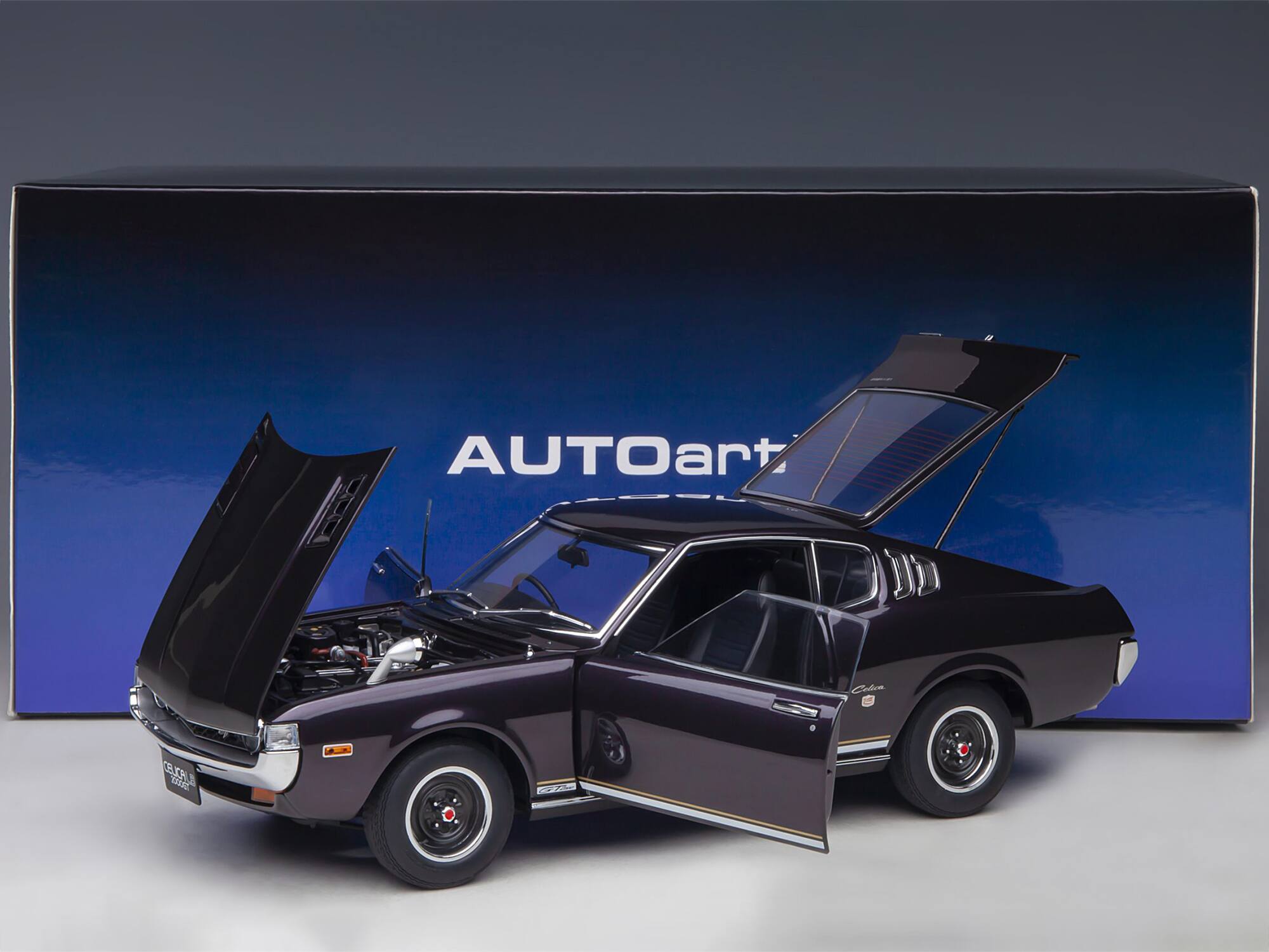 AUTOart Classic SCA 1/18