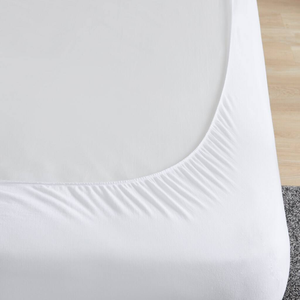 Alt View 1. Gracie Mills - Gracie Mills Carlo Solid Quilted Cotton Percale Mattress Pad - White.