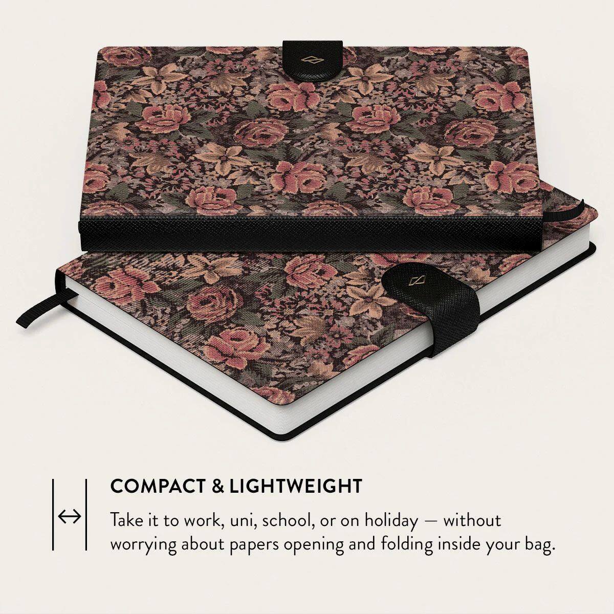 36 30 COMPACT & LIGHTWEIGHT  
Take it to work, uni, school, or on holiday – without worrying about papers opening and folding inside your bag.