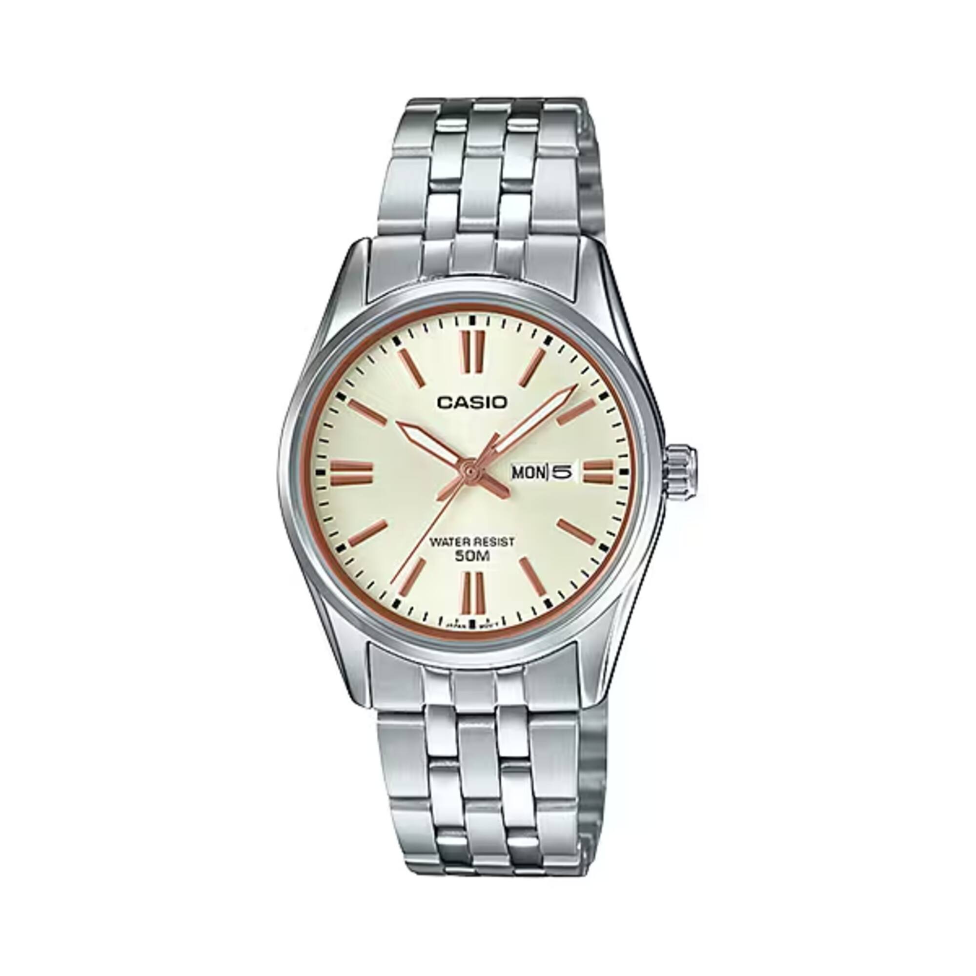 I II  CASIO  
= MON 5  WATER RESIST 50M