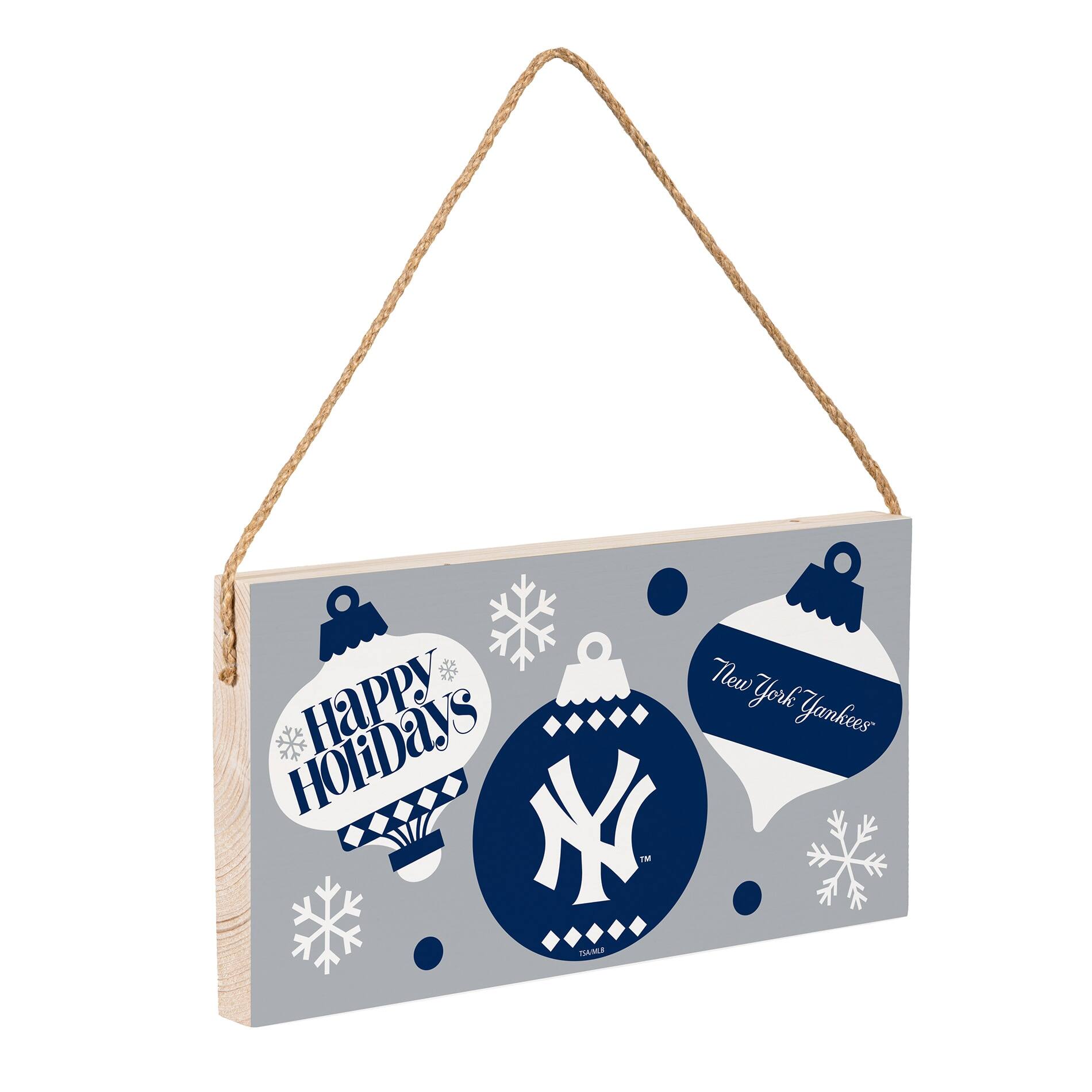 Happy Holidays  
New York Yankees