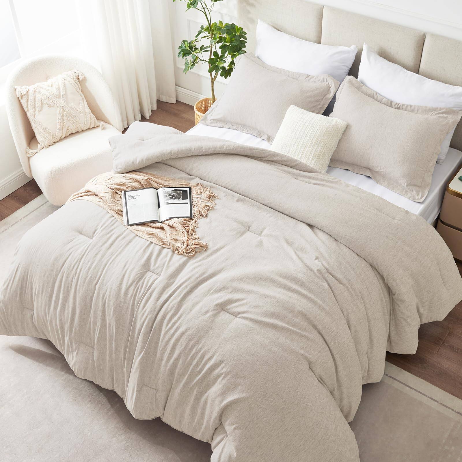 Front. NICHOLAS KLEIN - Full Set - Soft Luxury Cationic Dyeing Bedding For All Season Breathable Lightweight Fluffy Bed With 1 And ... - Beige Full.