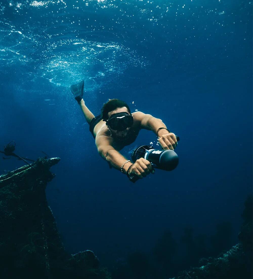 Alt View 2. Asiwo - U1 Universal Water Scooter with Smartwatch-enabled Control - Grey.