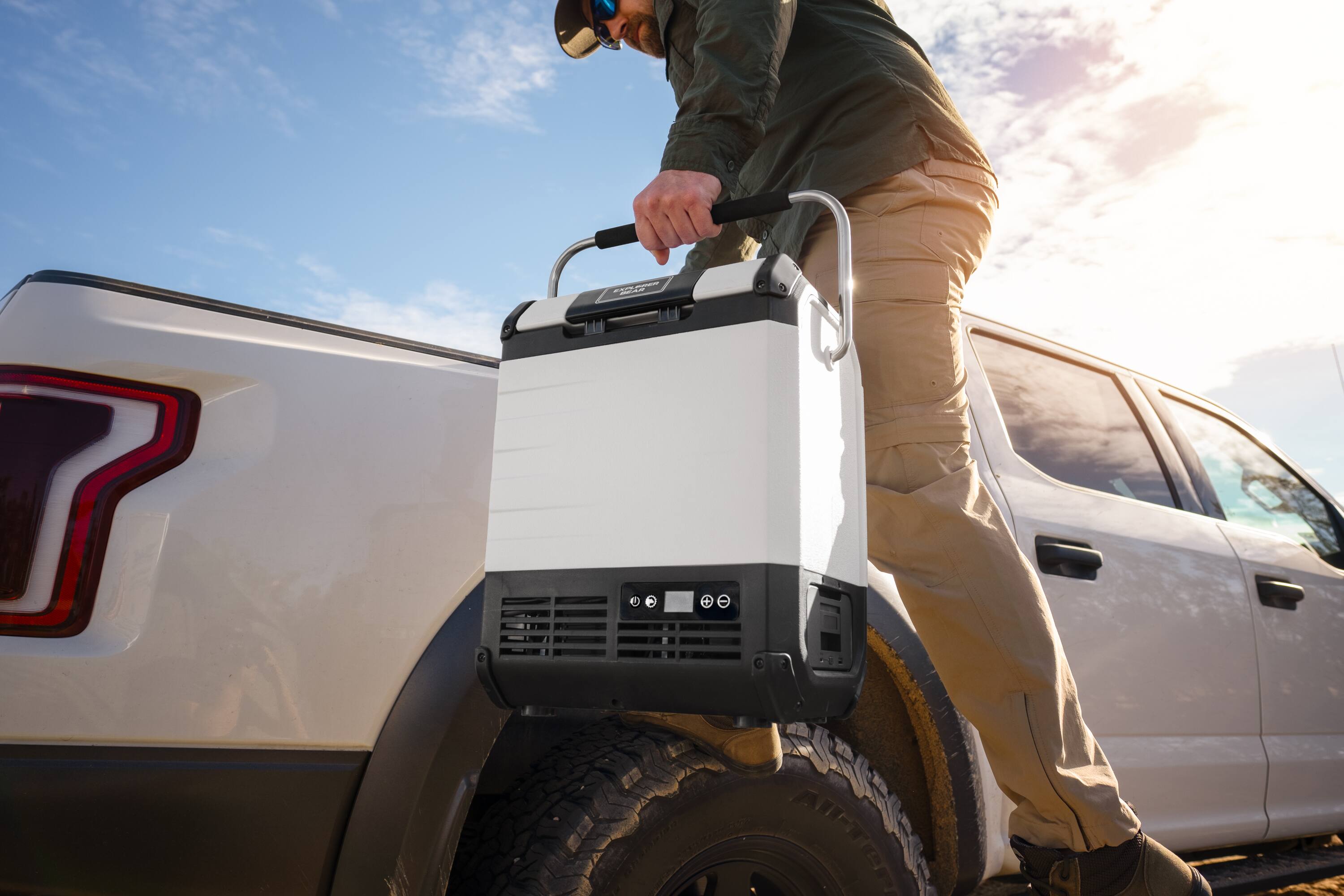 Alt View 5. Explorer Bear - Explorer Bear UR10W 10.5QT/10L 12/24V Portable Battery Powered Electric Fridge Freezer - Polar White.