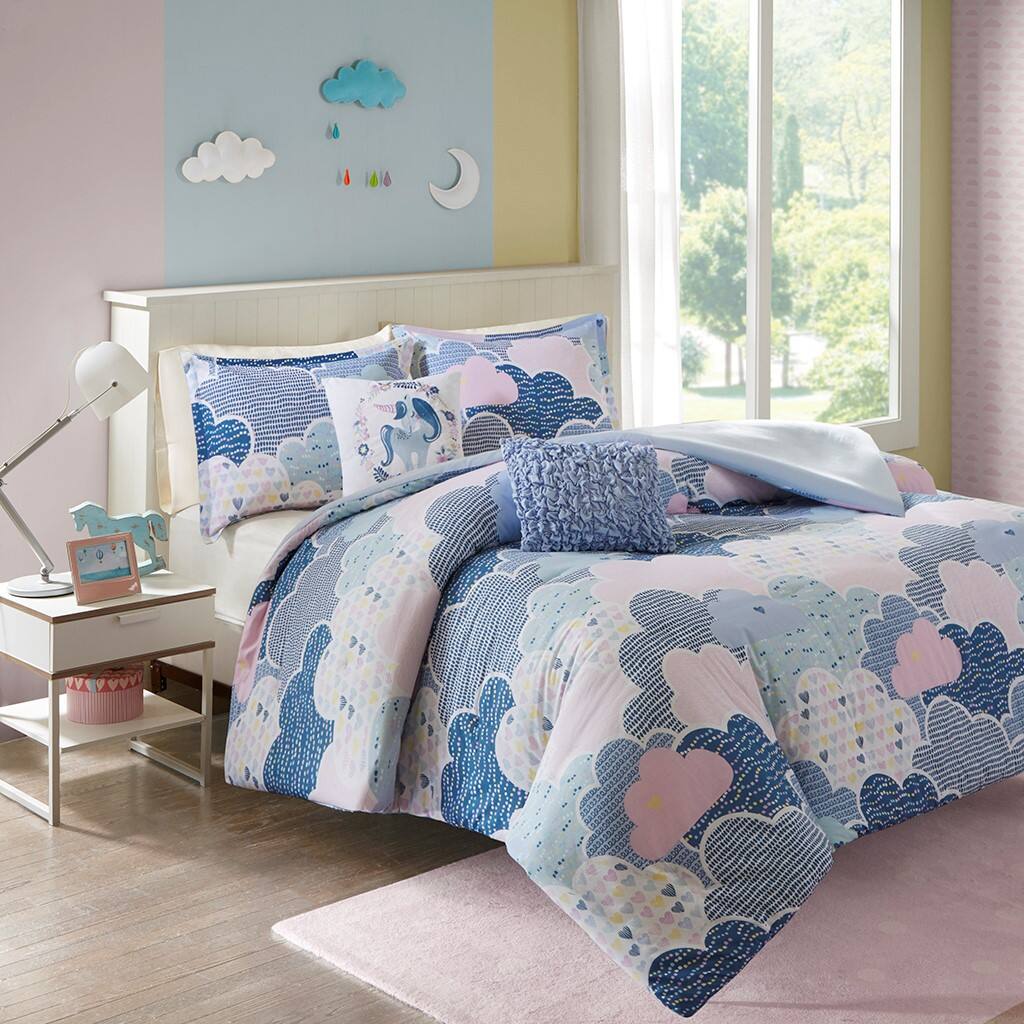 Alt View 1. Gracie Mills - Gracie Mills Eowyn Cotton Printed Duvet Cover Set - Blue.