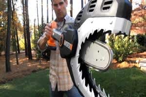 Plunging Chainsaw product overview video video 0 minutes 37 seconds