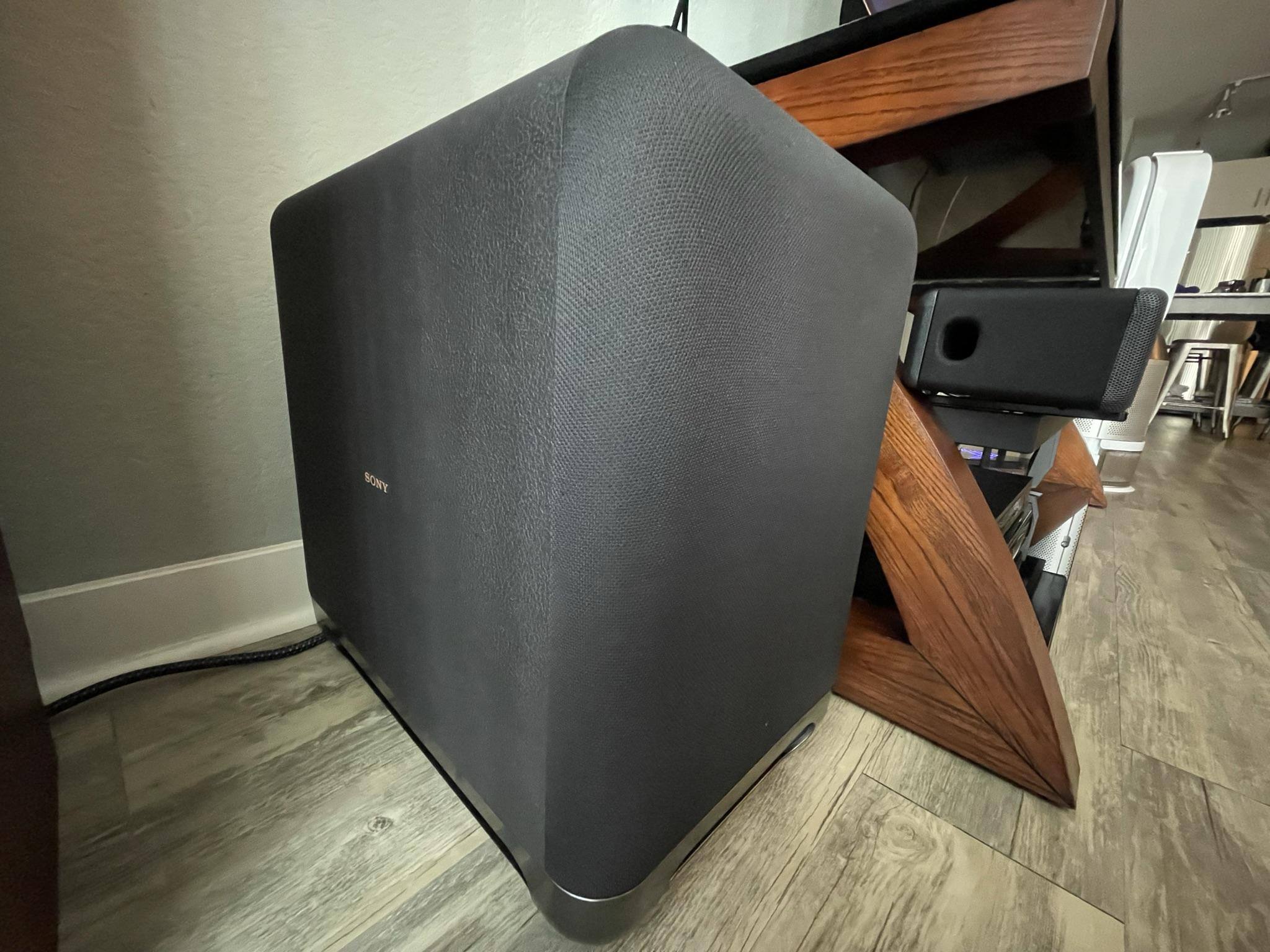 Side, click to load a larger version