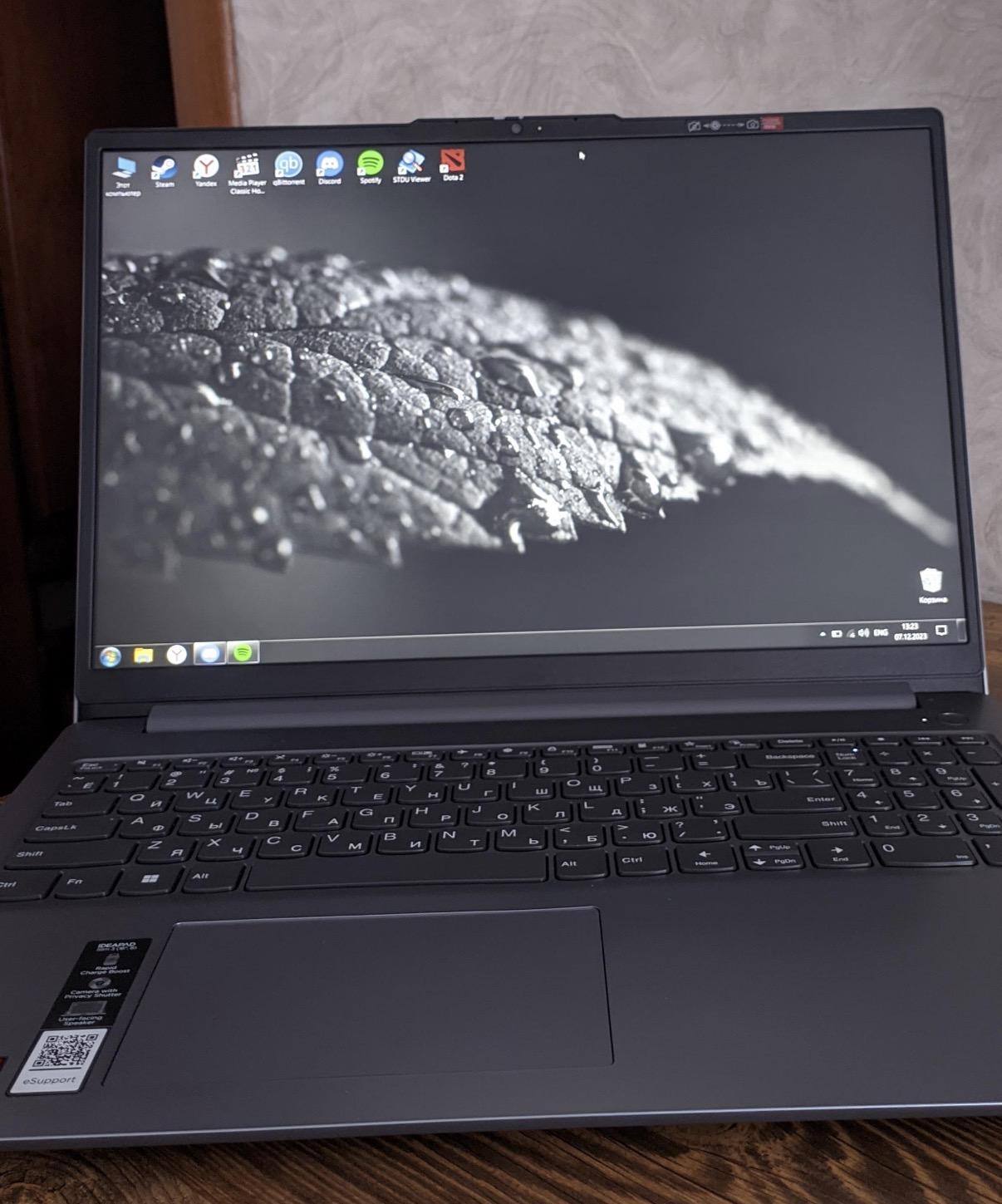 Lenovo IdeaPad Slim 3 15.6