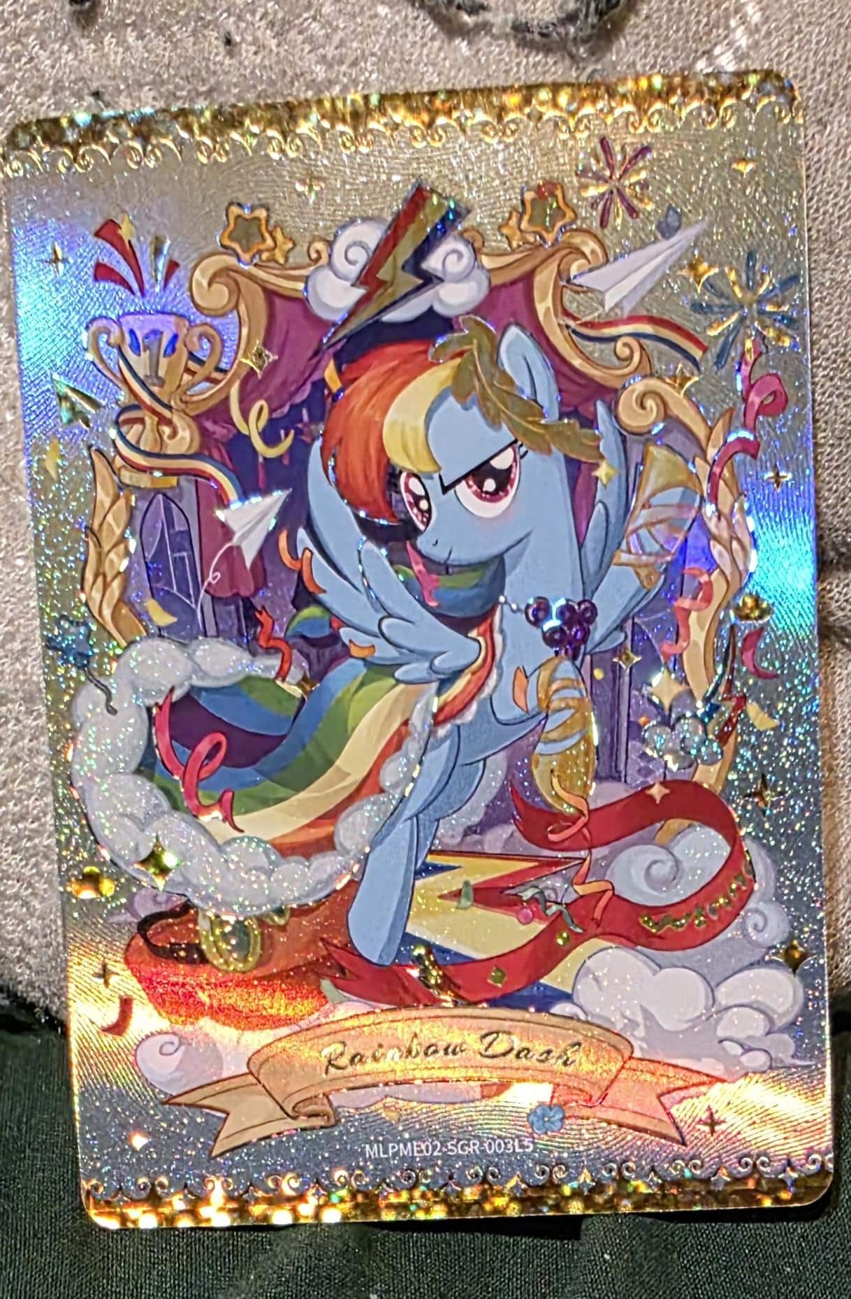 Kayou My Little Pony Friendship Eternal Cards Moon Edition 2 Collector Box  (5 Packs) MLP-KP-HYLH-001A-NA - Best Buy