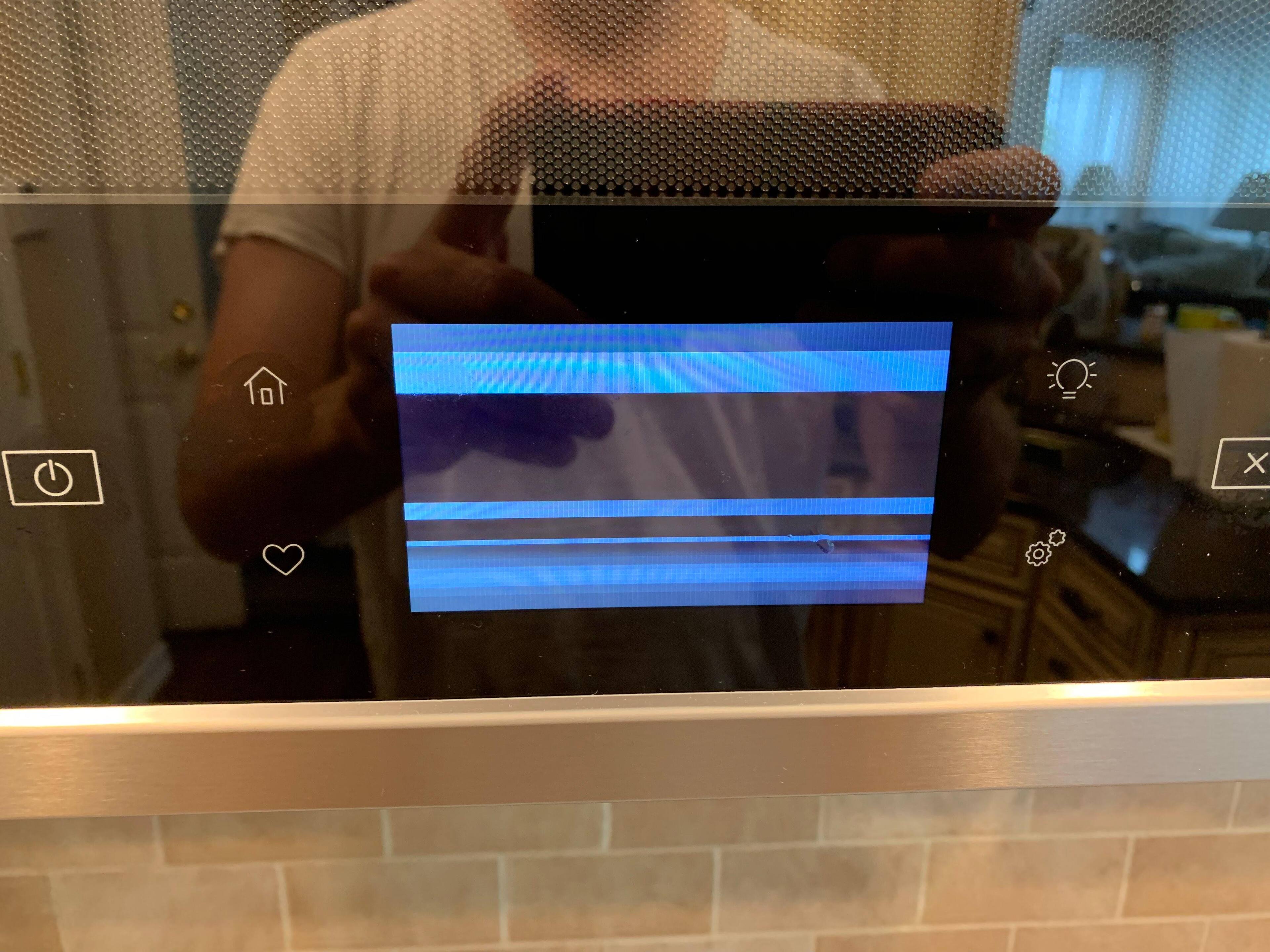 "screen of death" touchscreen, click to load a larger version