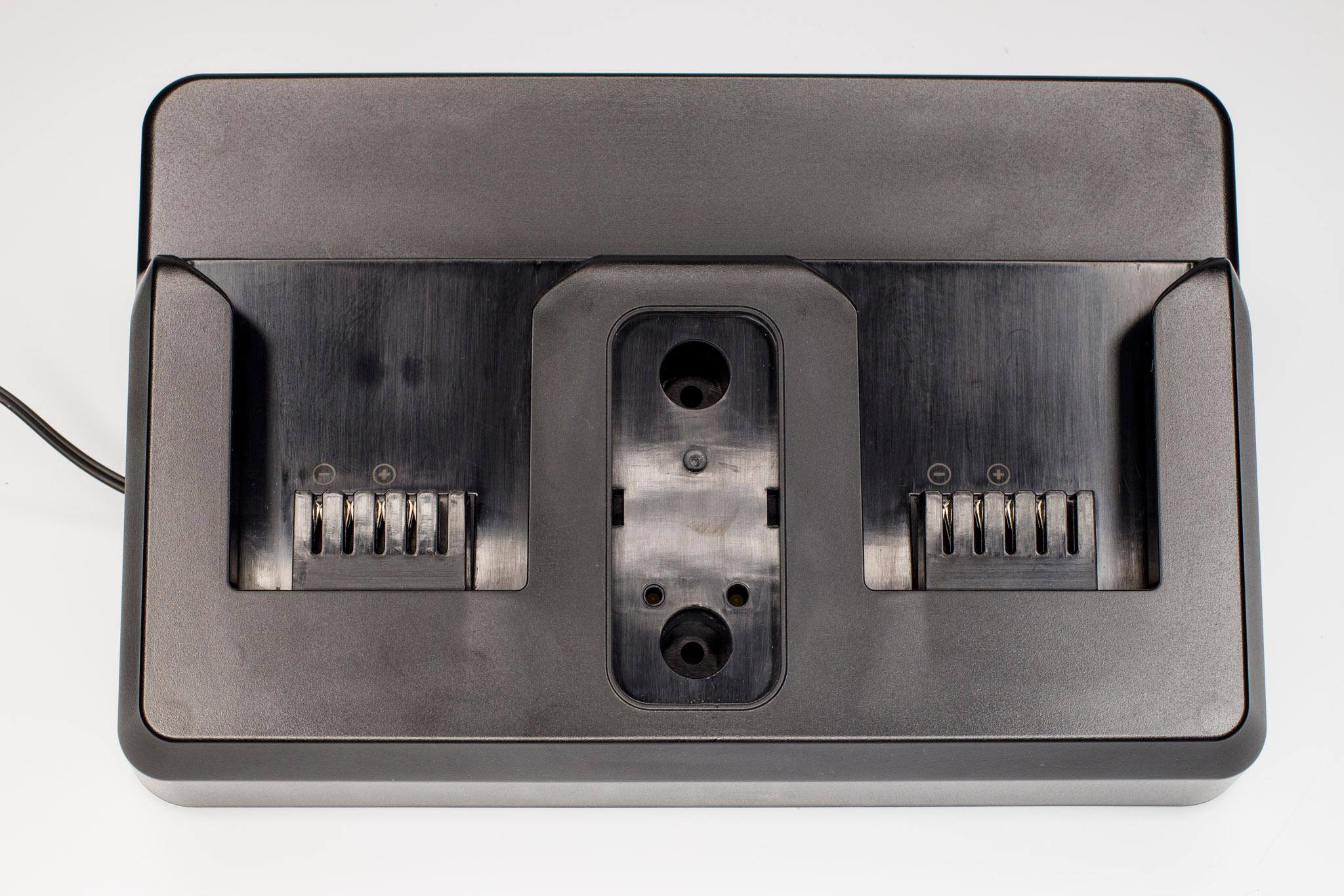 Cover removed showing mounting screw holes, click to load a larger version