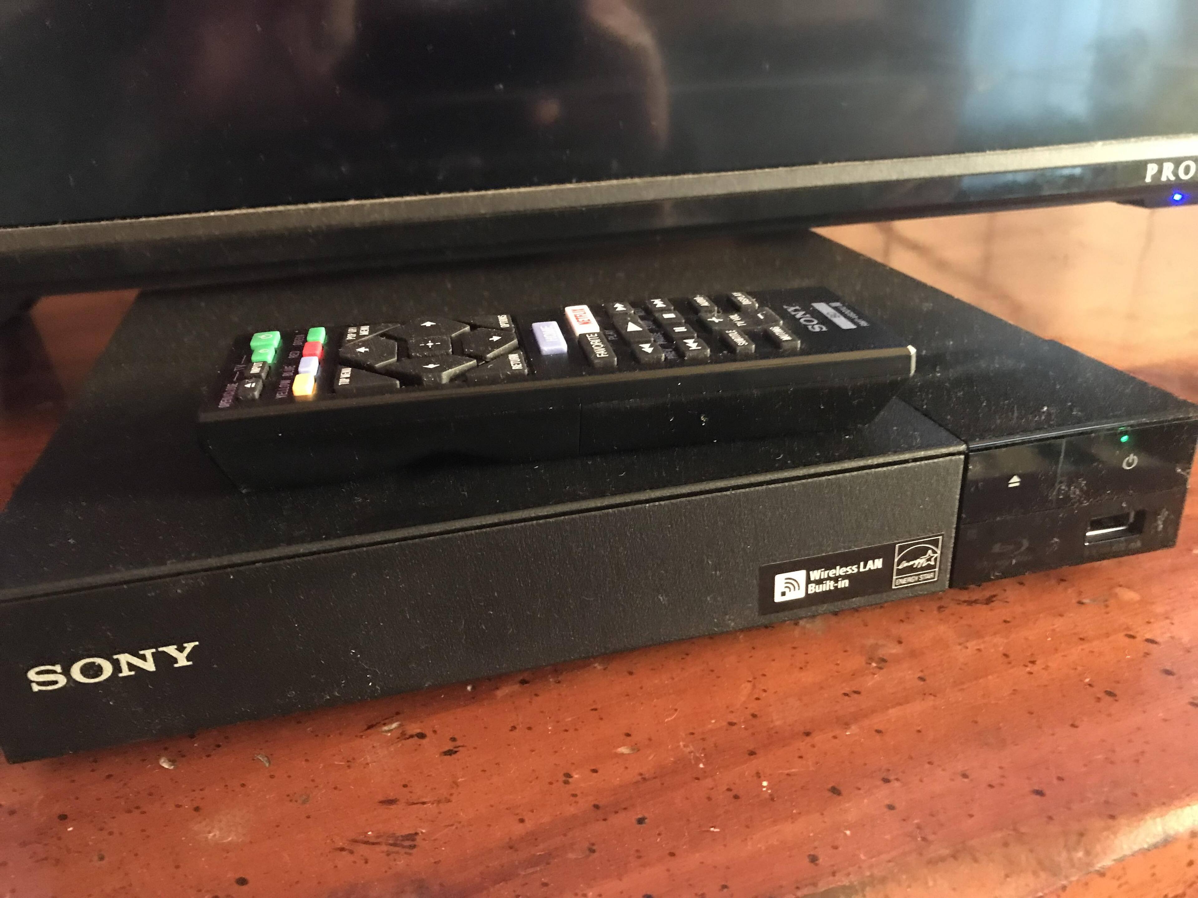 Sony Streaming Blu ray Disc player with Built In Wi Fi and