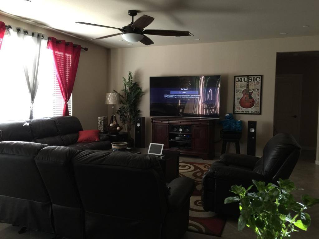 Even when the windows and blinds are closed, GLARE is just terrible..., click to load a larger version