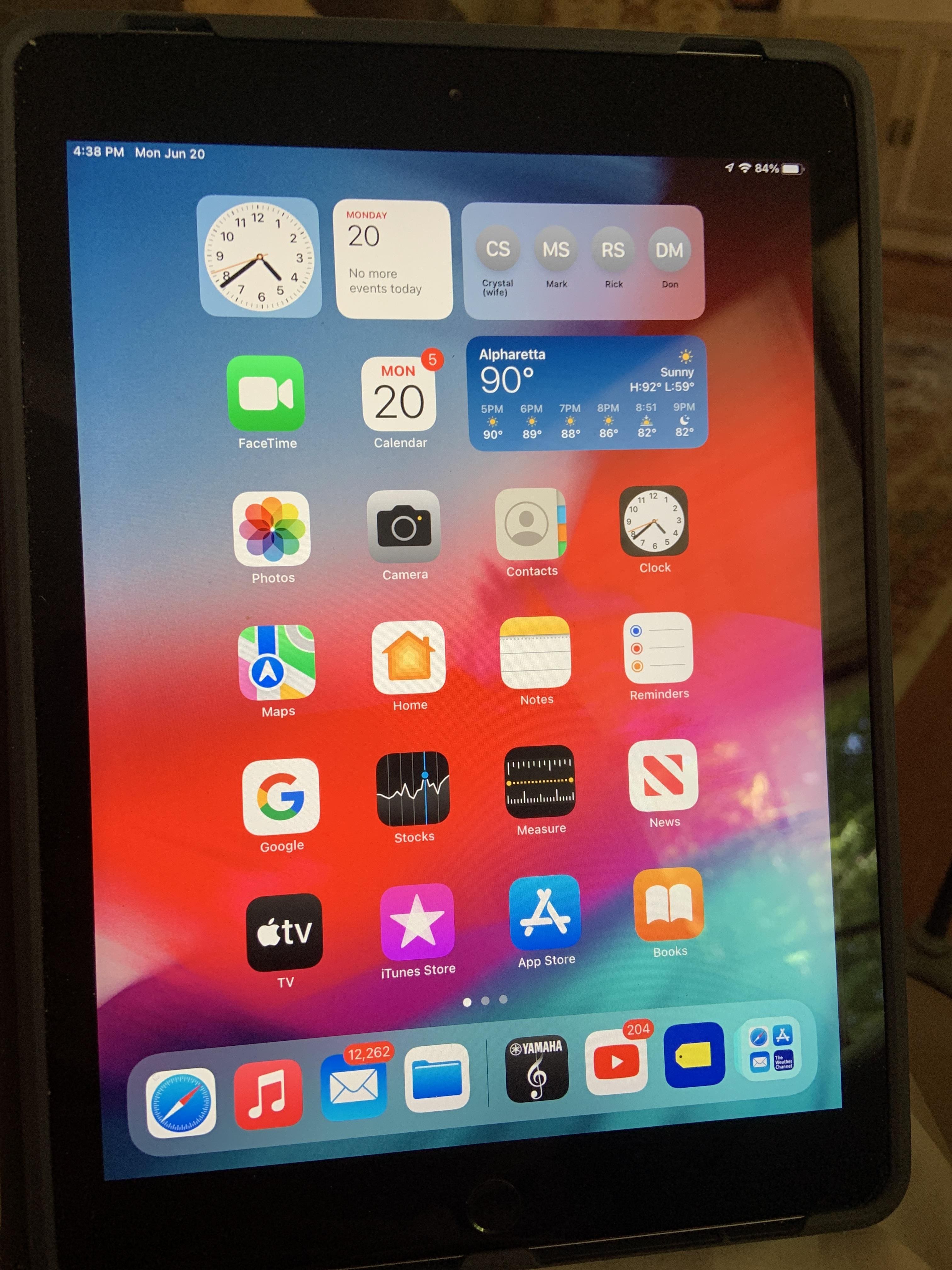 Apple Certified Refurbished iPad (5th Generation) (2017) Wi Fi