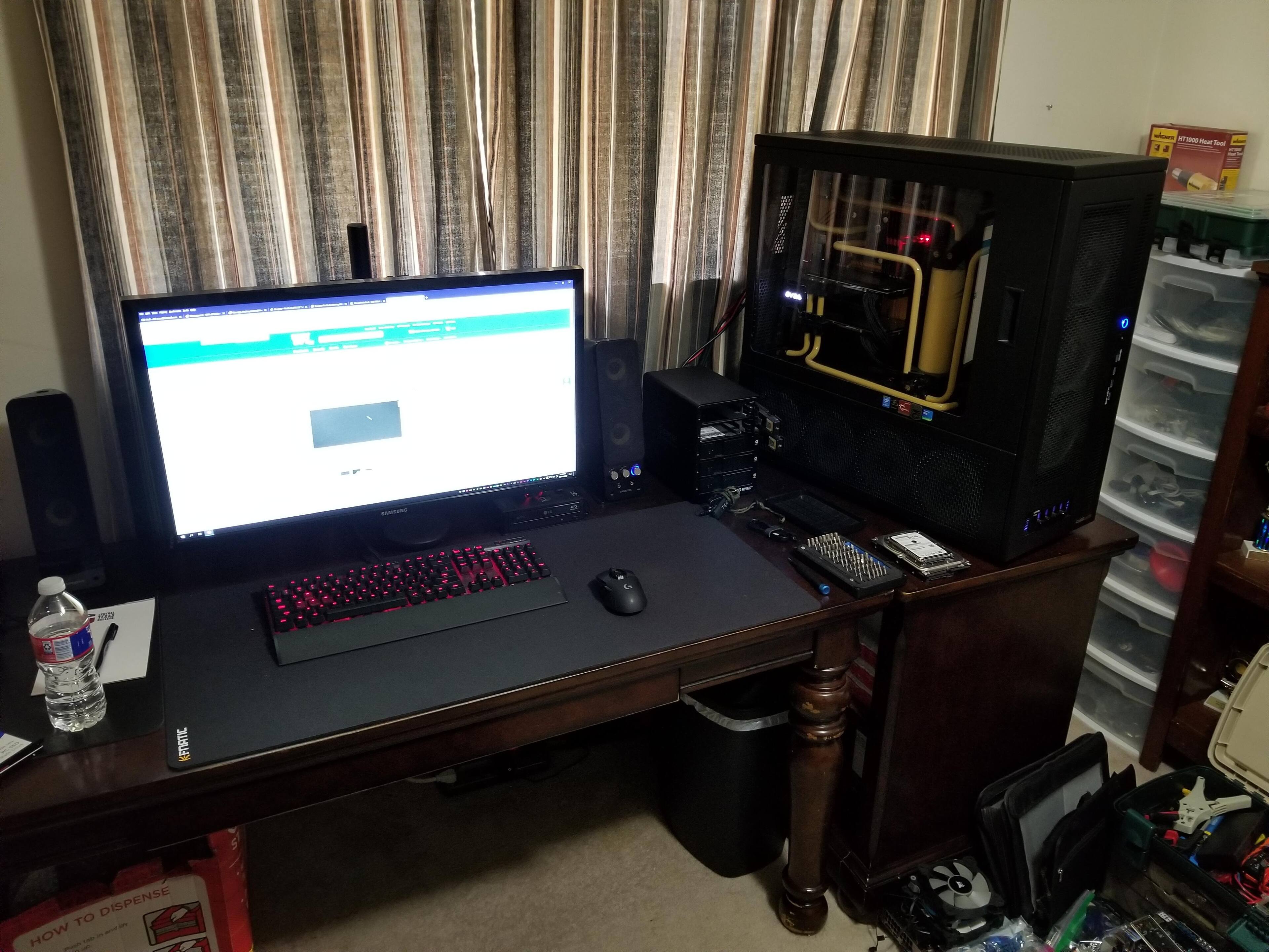 This image to give perspective on size of mousepad, click to load a larger version