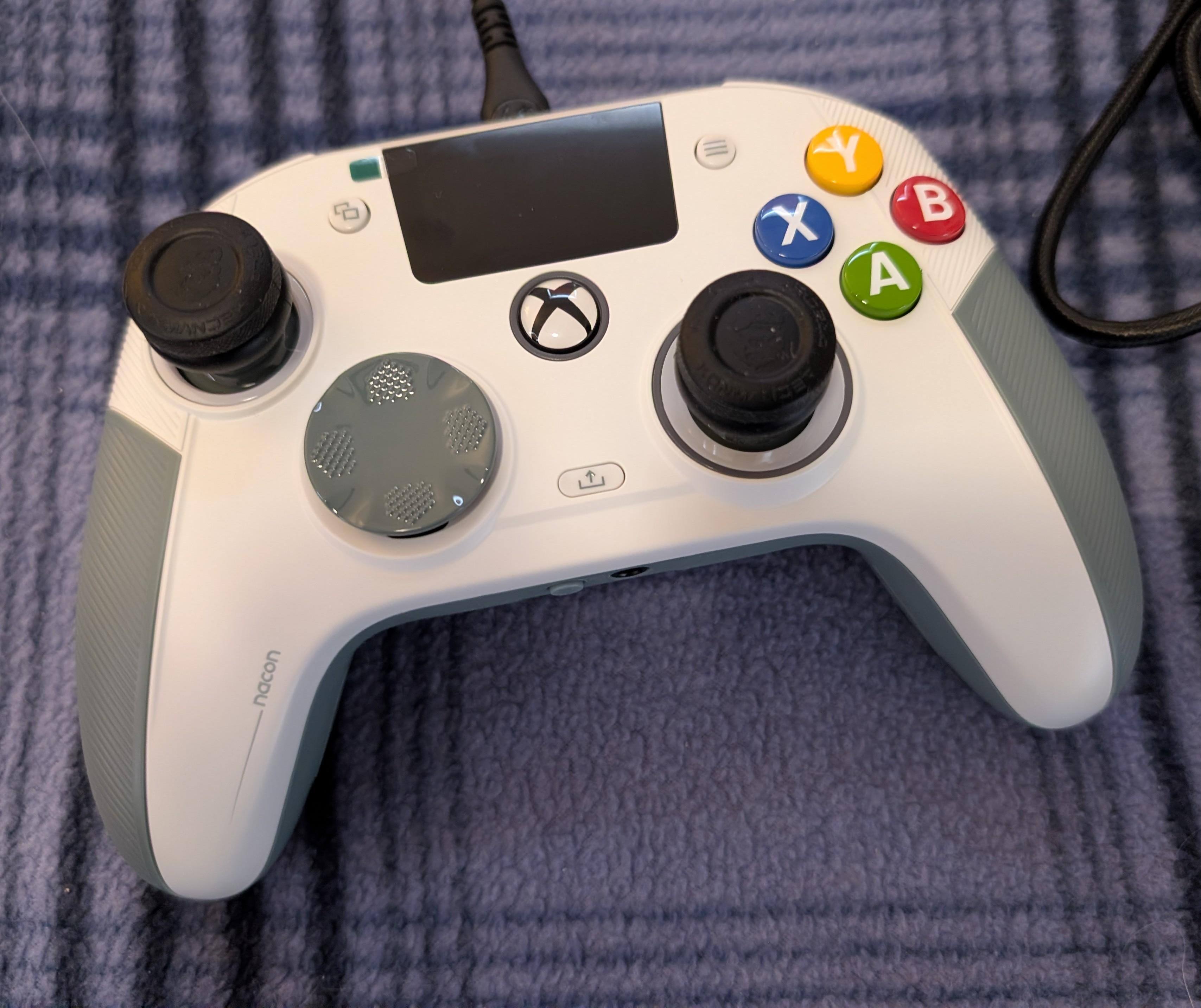 The front of the controller itself, click to load a larger version